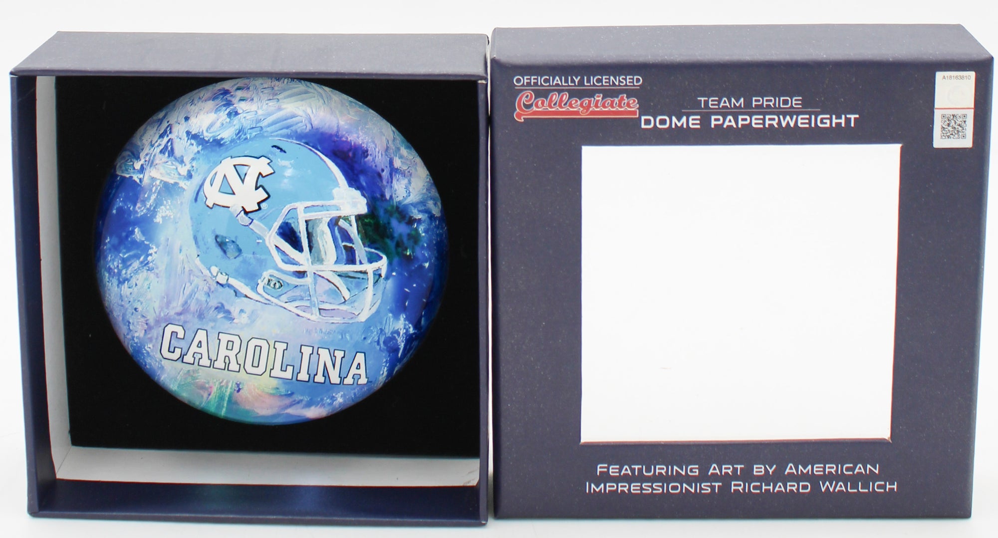 OFFICIALLY LICENCED NORTH CAROLINA TAR HEELS GLASS DOME PAPERWEIGHT 4"