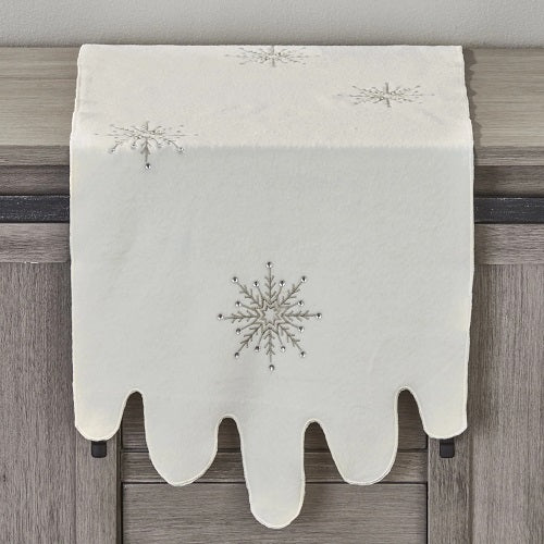 WINTER WONDERLAND TABLE RUNNER 54"L x 16"W