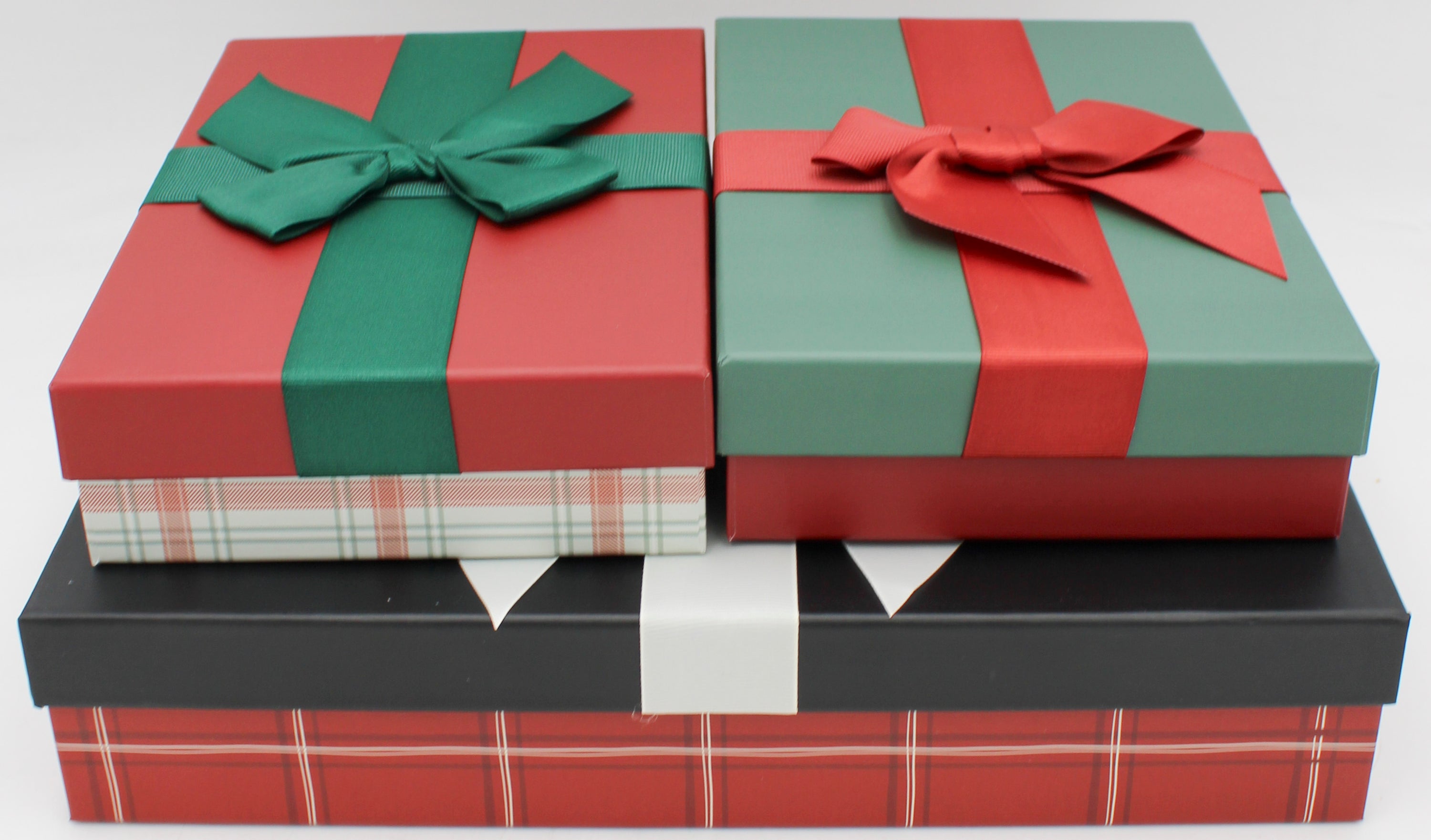 3CT NESTED RECTANGLE GIFT BOXES - PLAID,