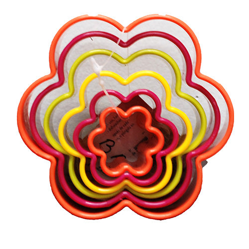 WILTON COOKIE CUTTER 6PC SET-FLOWERS
