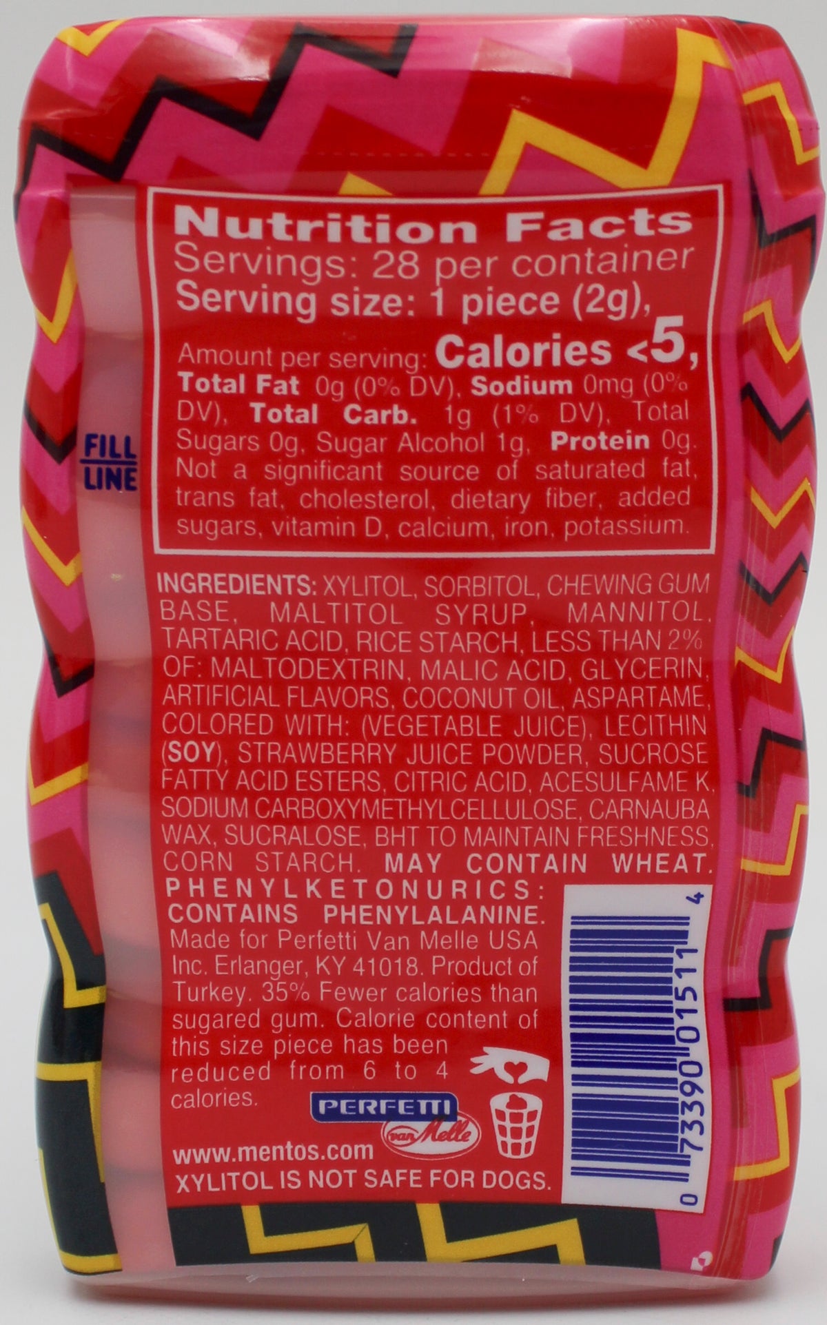 MENTOS GUM 28PC SOUR STRAWBERRY DISPLAY TRAY BB 1/1/27
