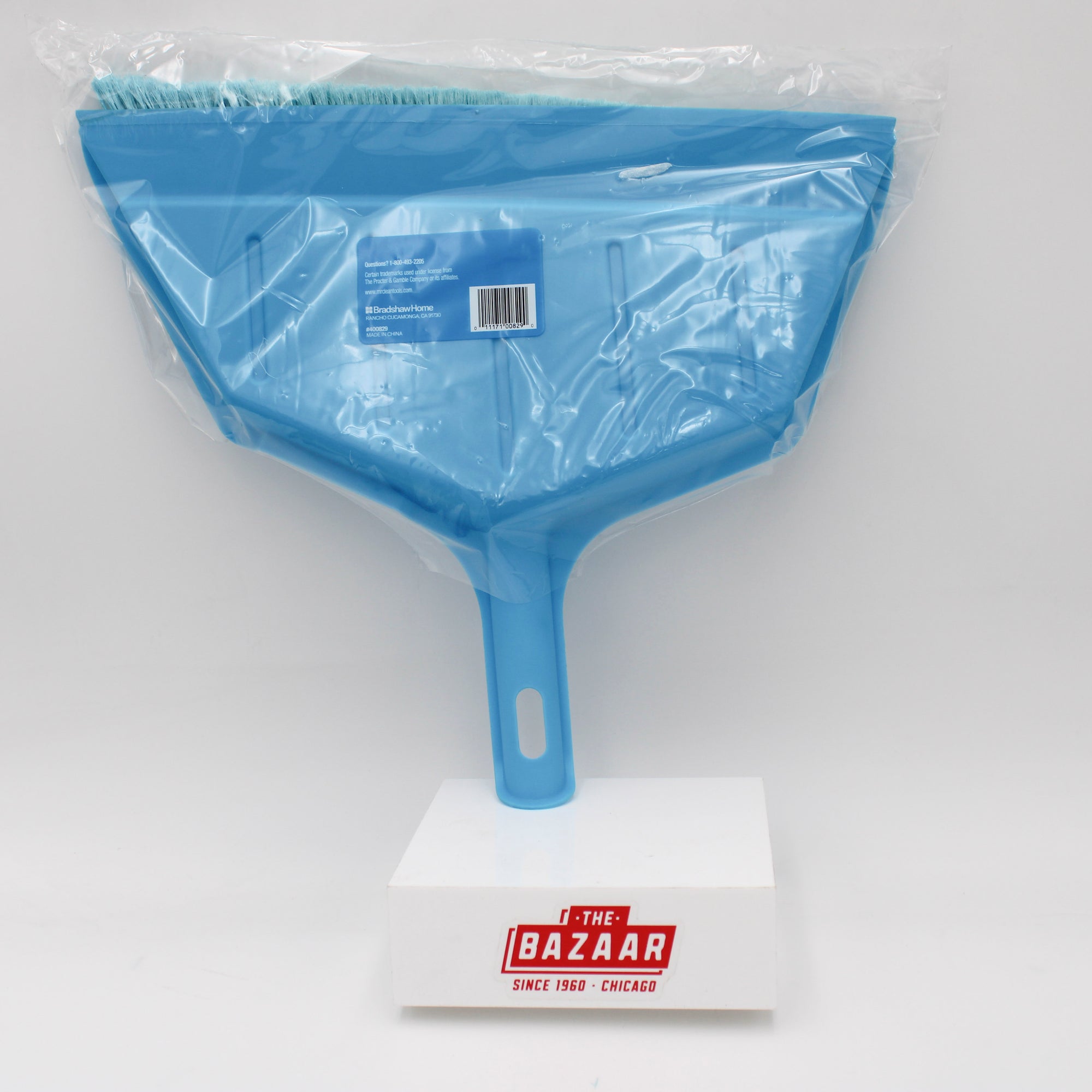 MR CLEAN XL IN/OUT BROOM W/DUSTPAN