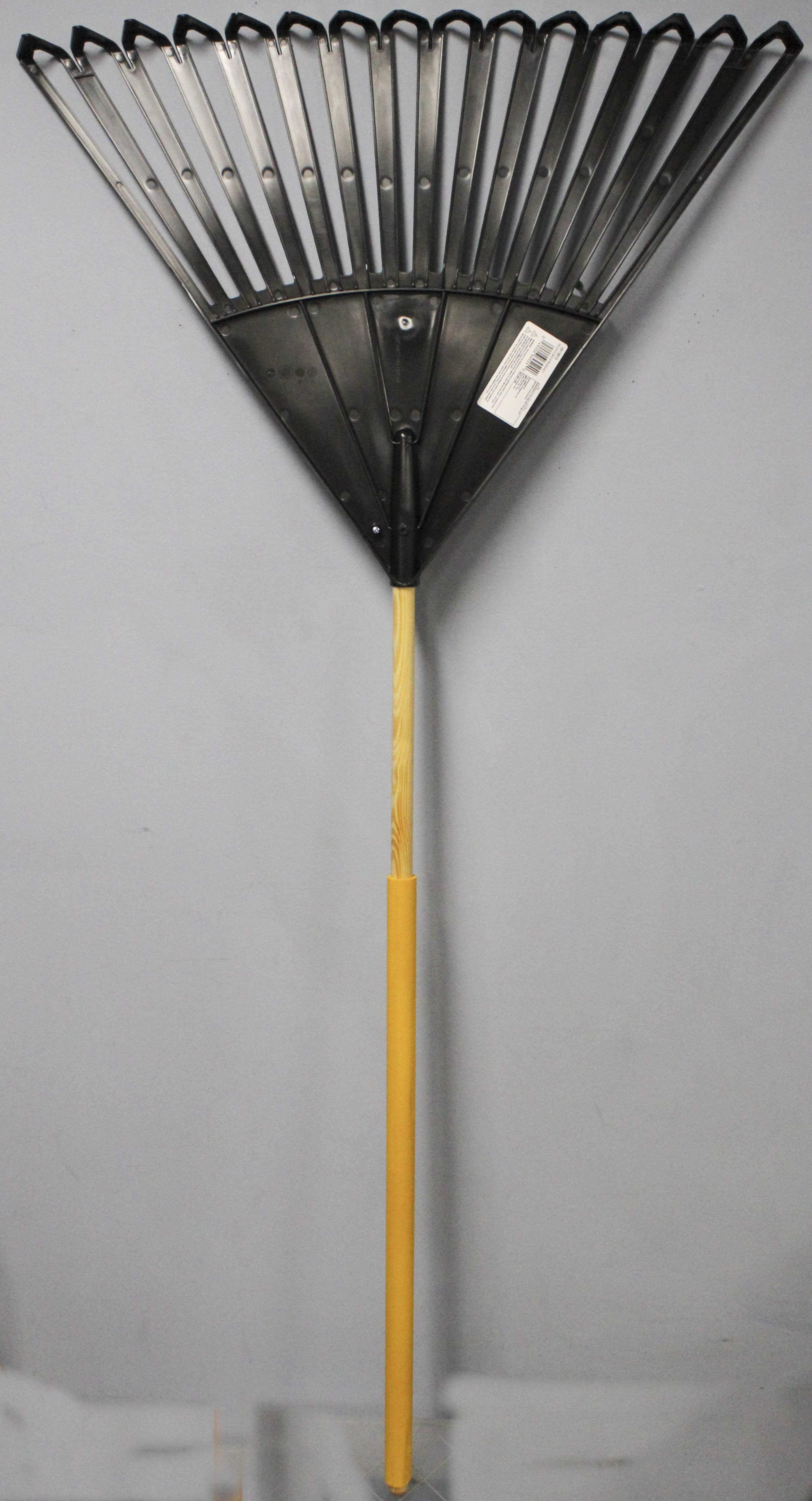 TRUE TEMPER 30 in POLY LEAF RAKE (PROP-65 NO SALES IN CALIFORNIA)
