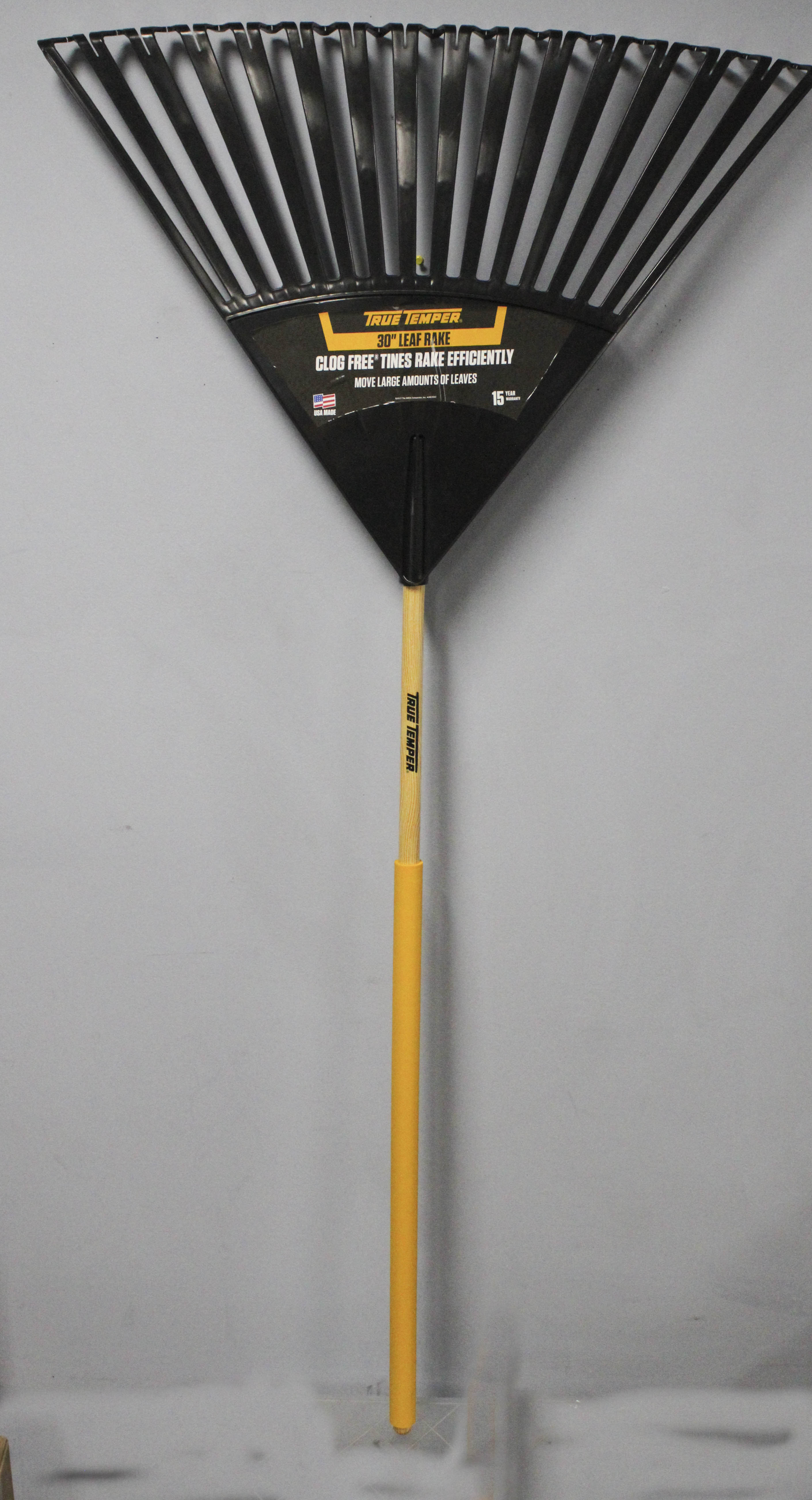 TRUE TEMPER 30 in POLY LEAF RAKE (PROP-65 NO SALES IN CALIFORNIA)