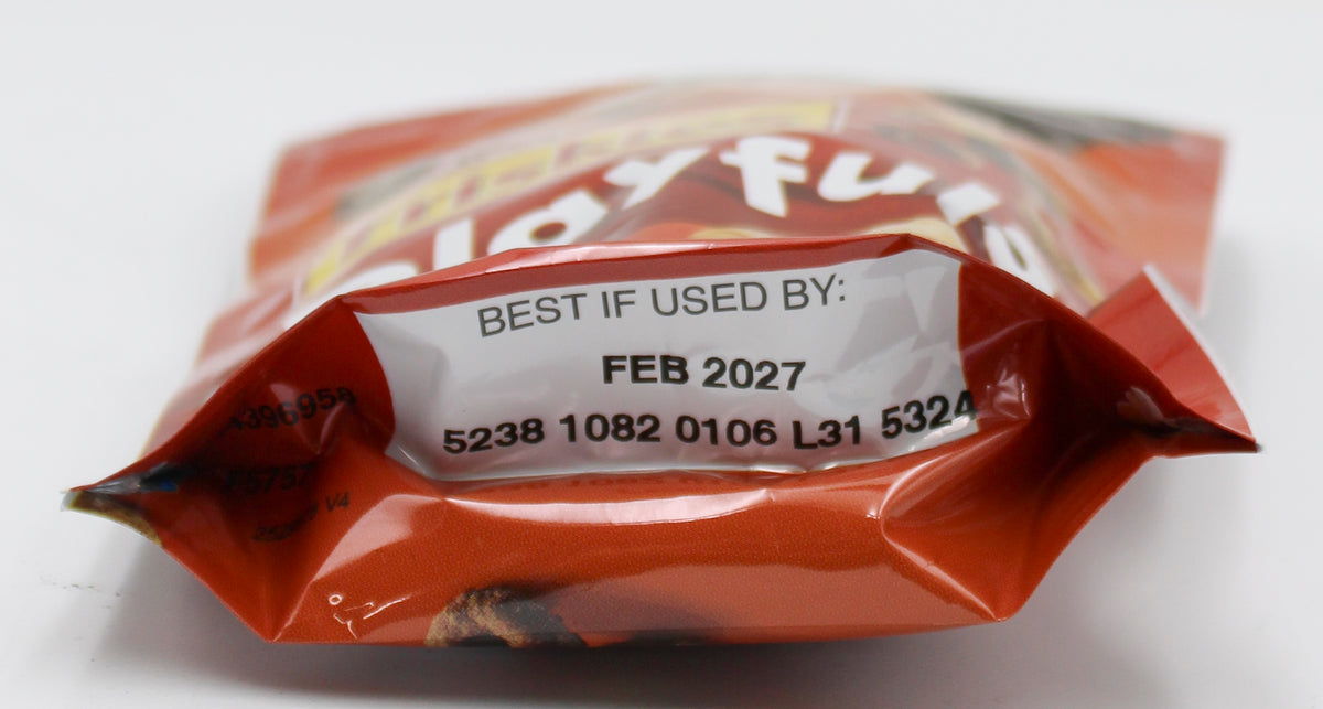 PURINA FRISKIES PLAYFULS CHICKEN & LIVER CAT TREATS 2.1oz. BB 2/28/27 NI