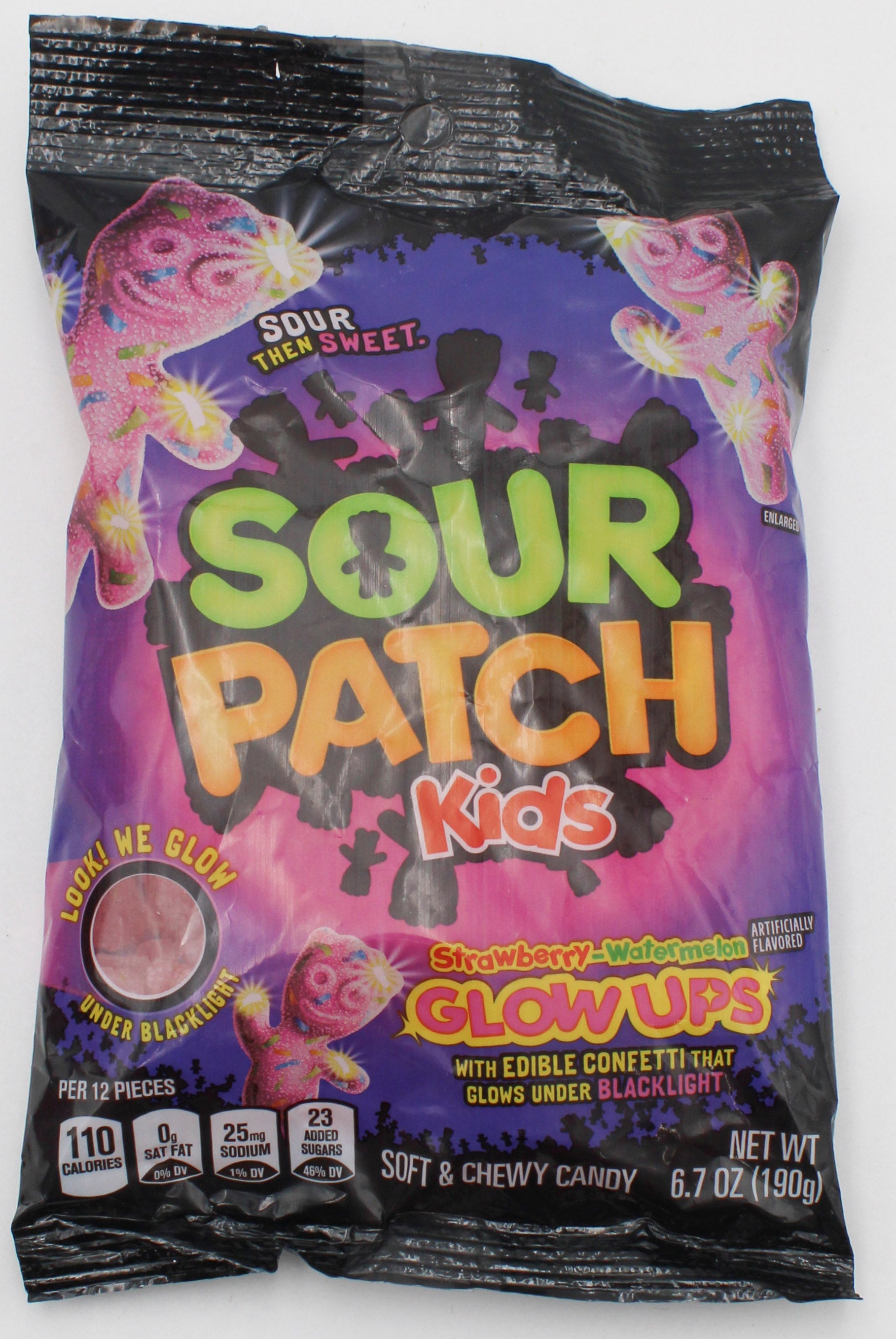 SOUR PATCH KIDS GLOW UP PEG BAG 6.7 Oz BB 4/19/26