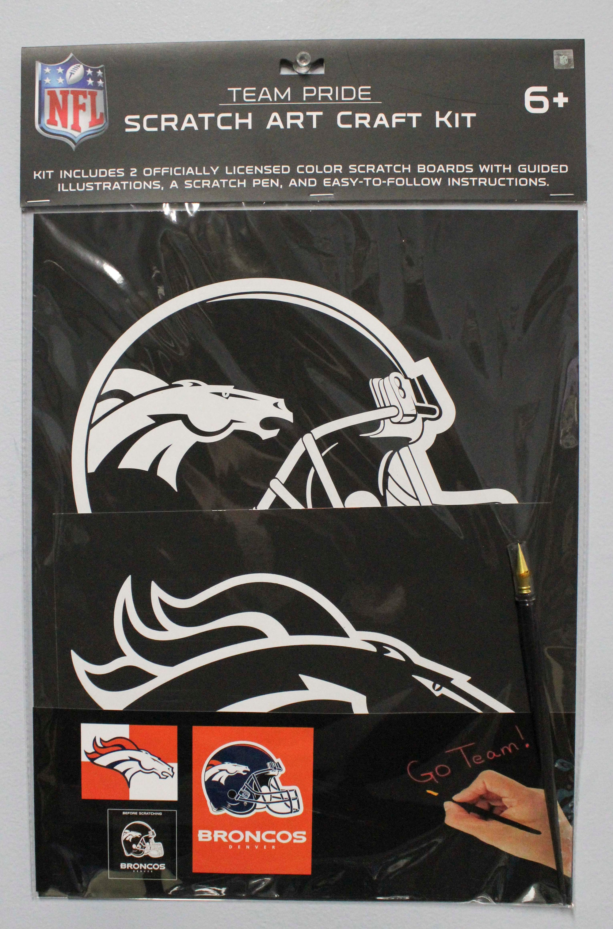 OFFICIALLY LICENSED DENVER BRONCOS SCRATCH ART CRAFT KIT