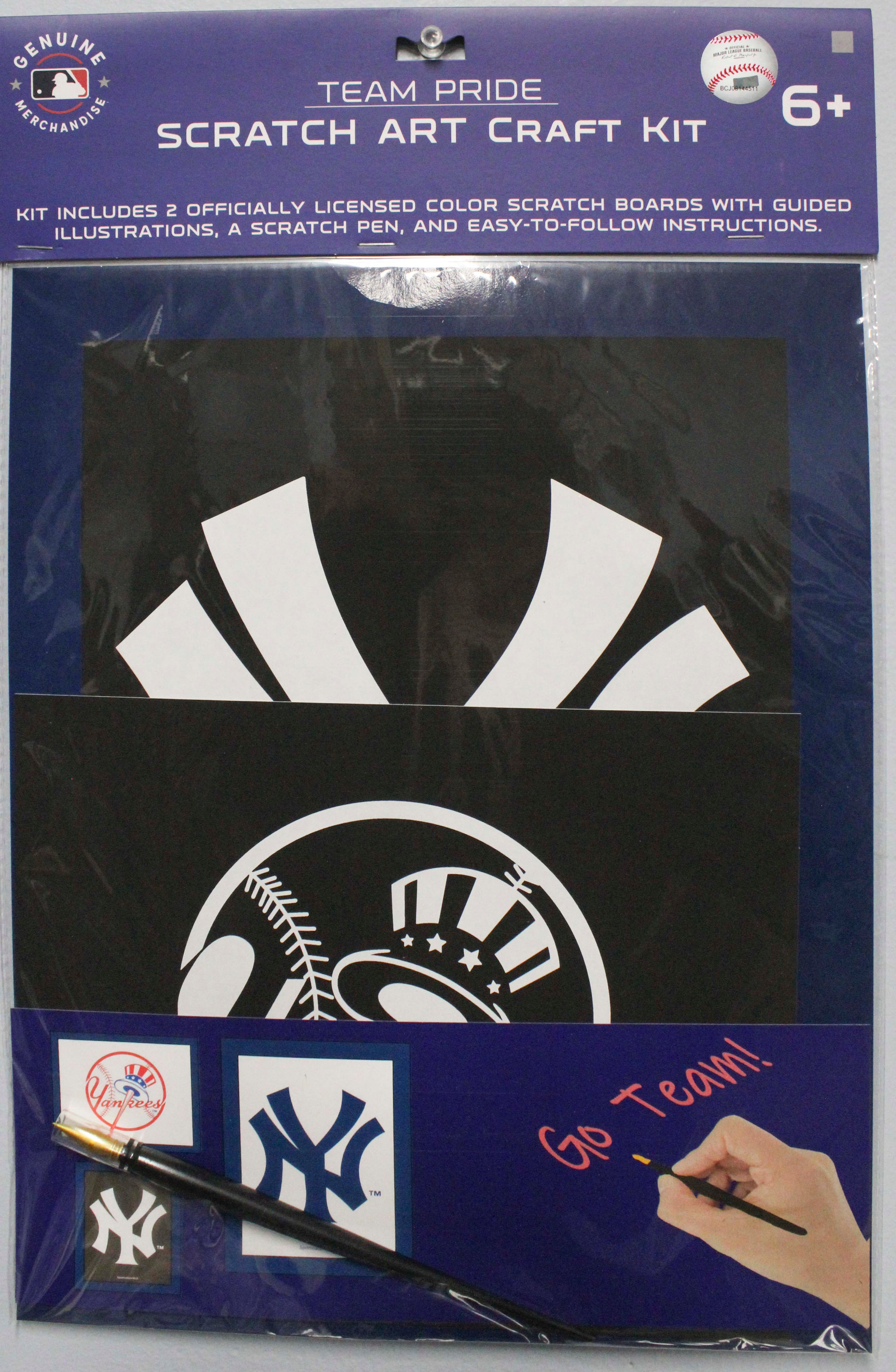 NEW YORK YANKEES SCRATCH ART CRAFT KIT