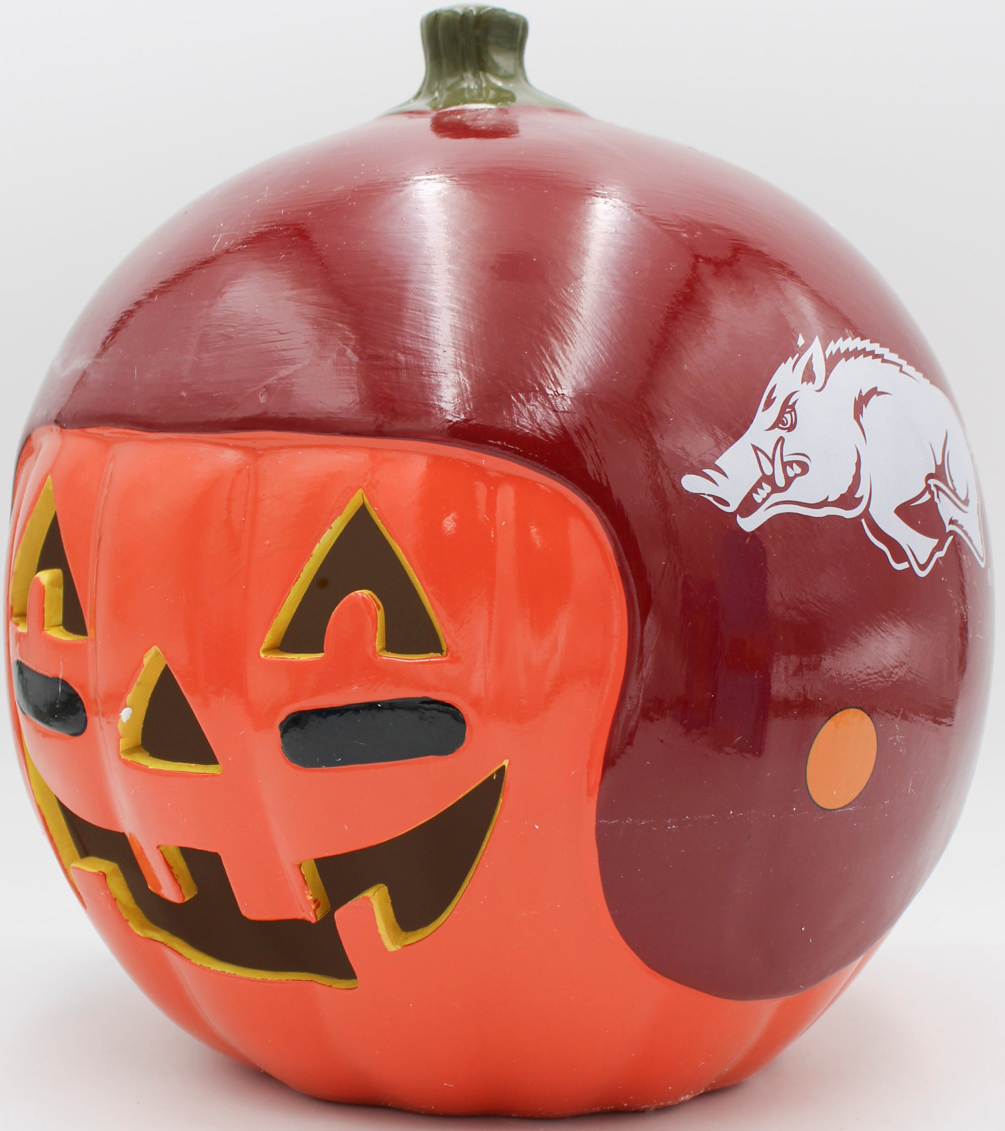 OFFICIALLY LICENCED ARKANSAS RAZORBACKS CERAMIC PUMPKIN HELMET 10"