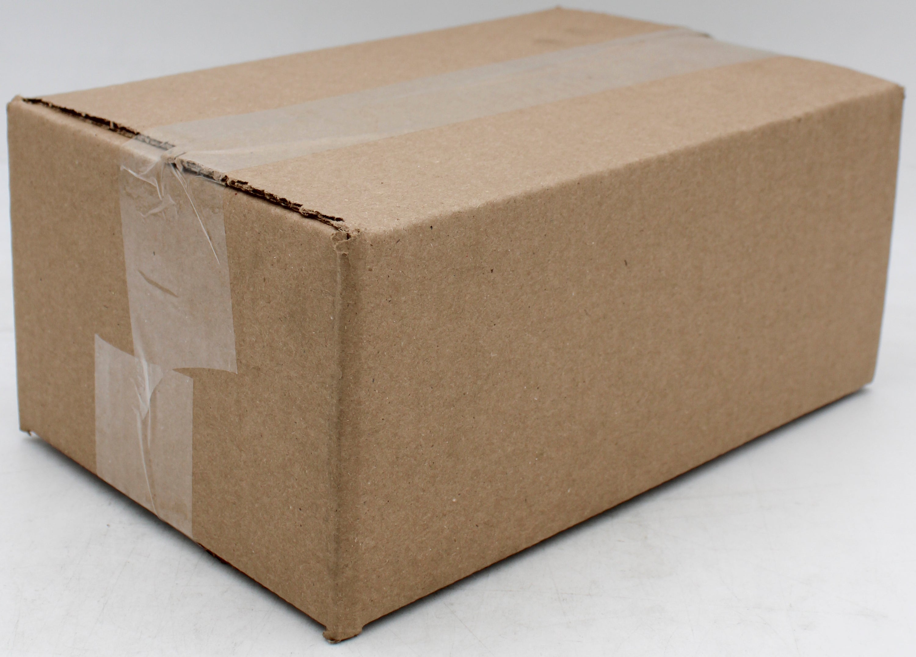 SHIPPING BOX 9.5 x 6 x 3.75IN