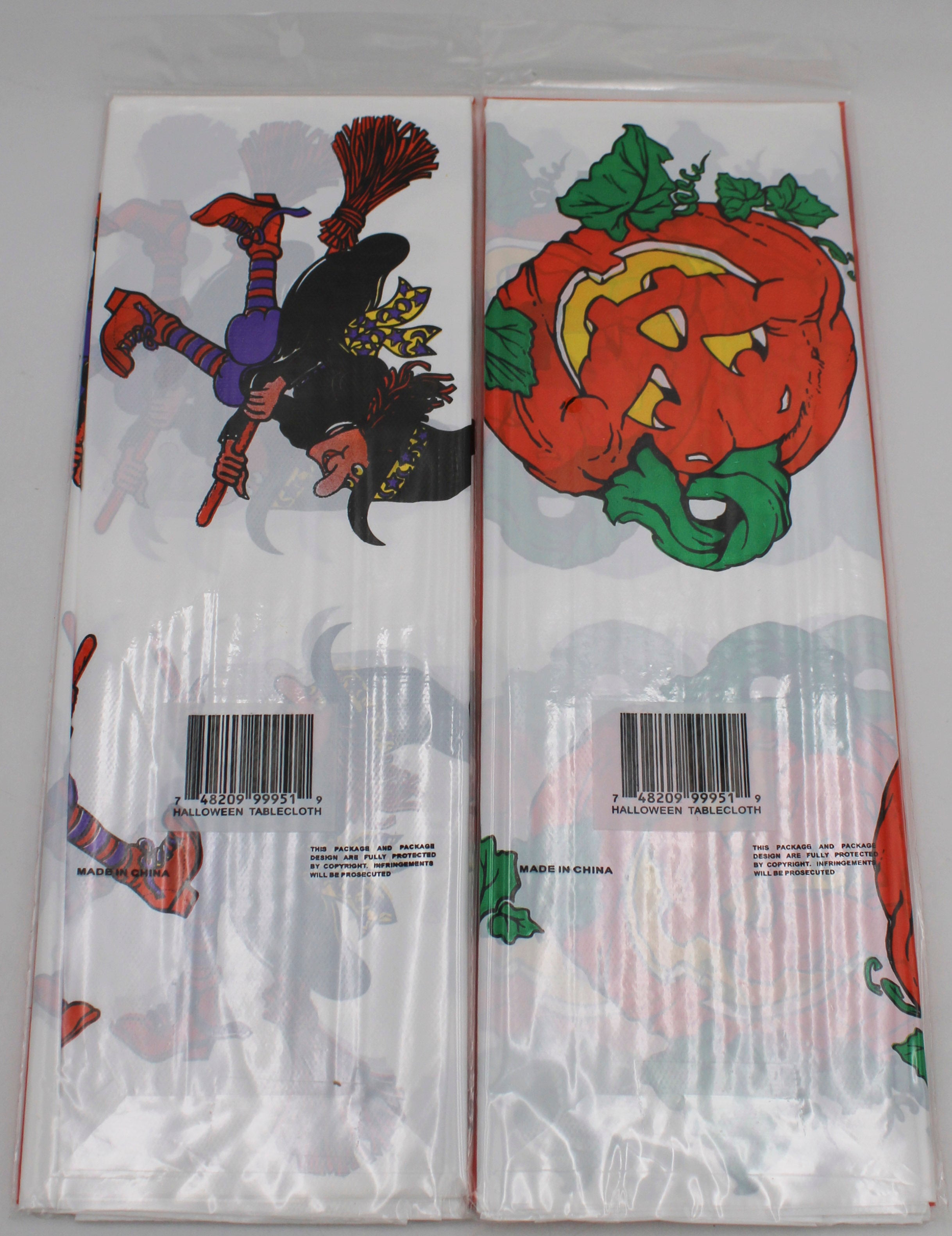 BETTER HOME PLASTIC HALLOWEEN TABLECLOTH 52''x90''