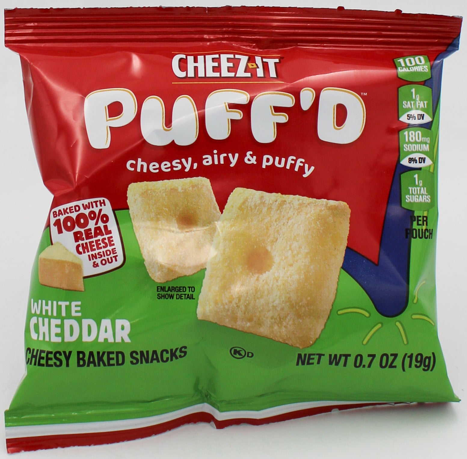 CHEEZ IT WHITE CHEDDAR  PUFFED 0.7OZ  BB 11/29/25