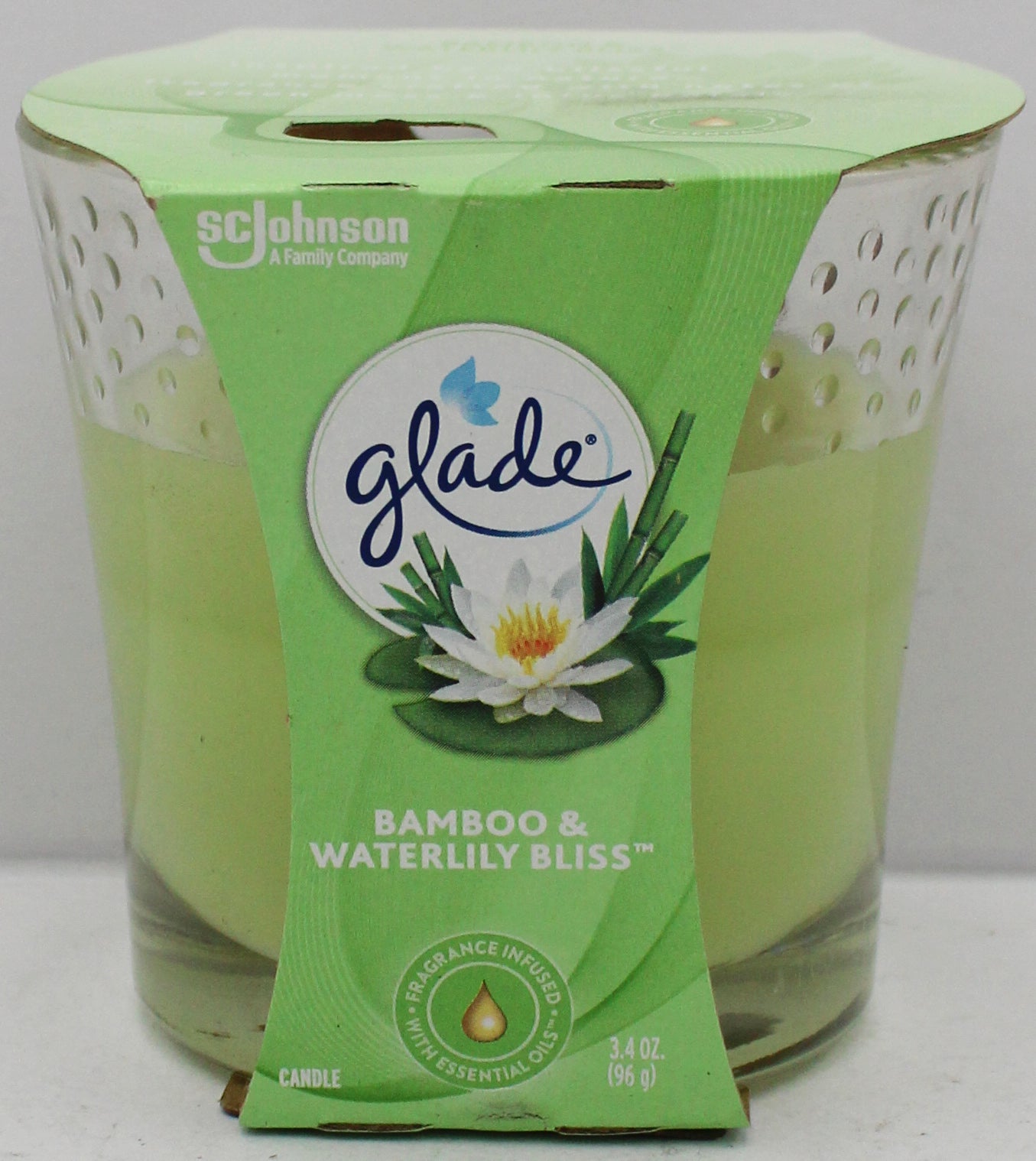 GLADE CANDLE 3.4oz BAMBOO & WATERLILY BLISS PP$4.99