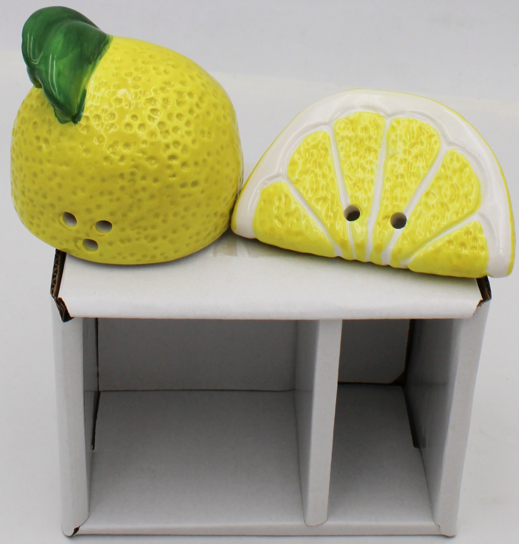 CERAMIC SALT AND PEPPER SHAKER - LEMON