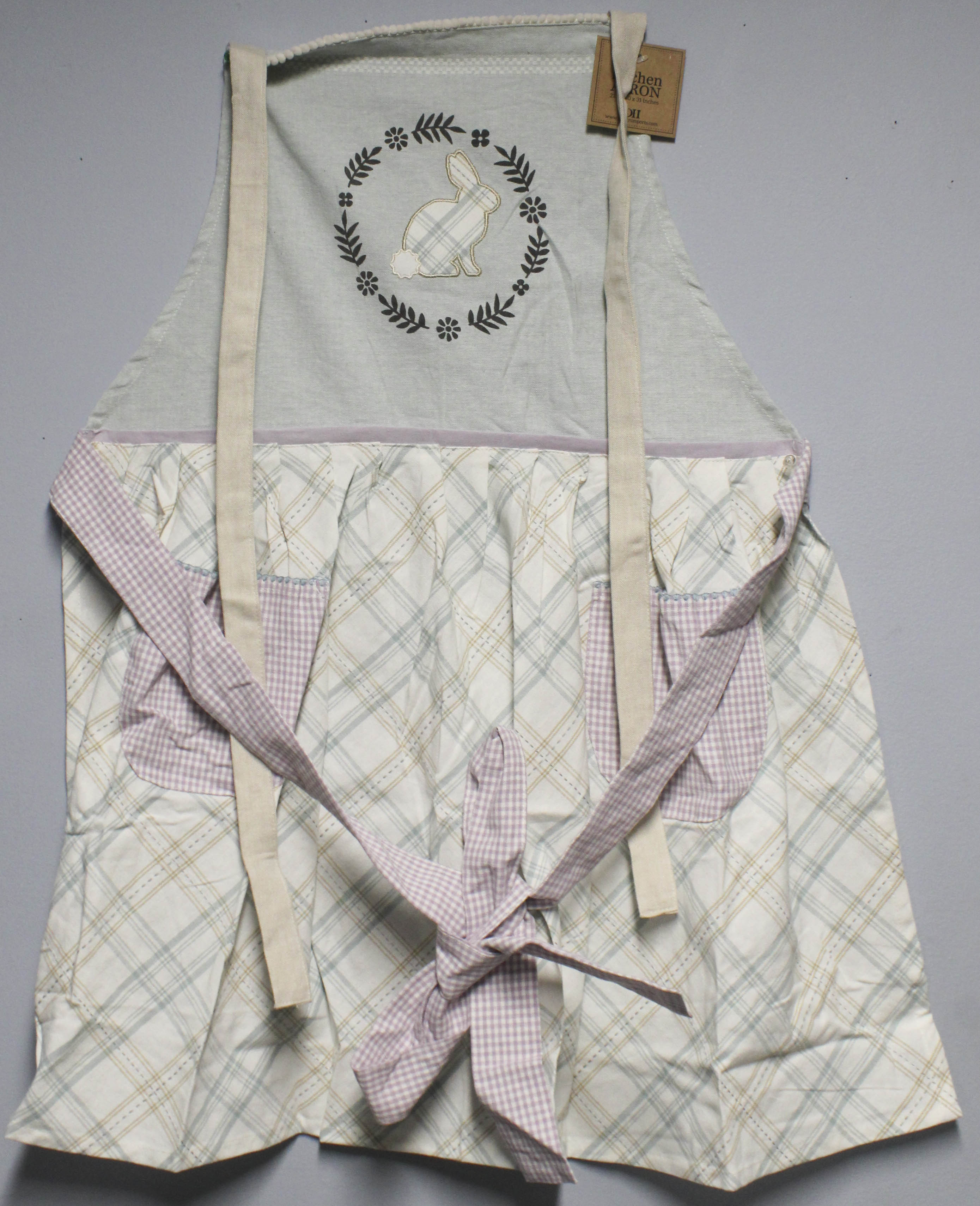 APRON - COTTONTAIL FARMHOUSE
