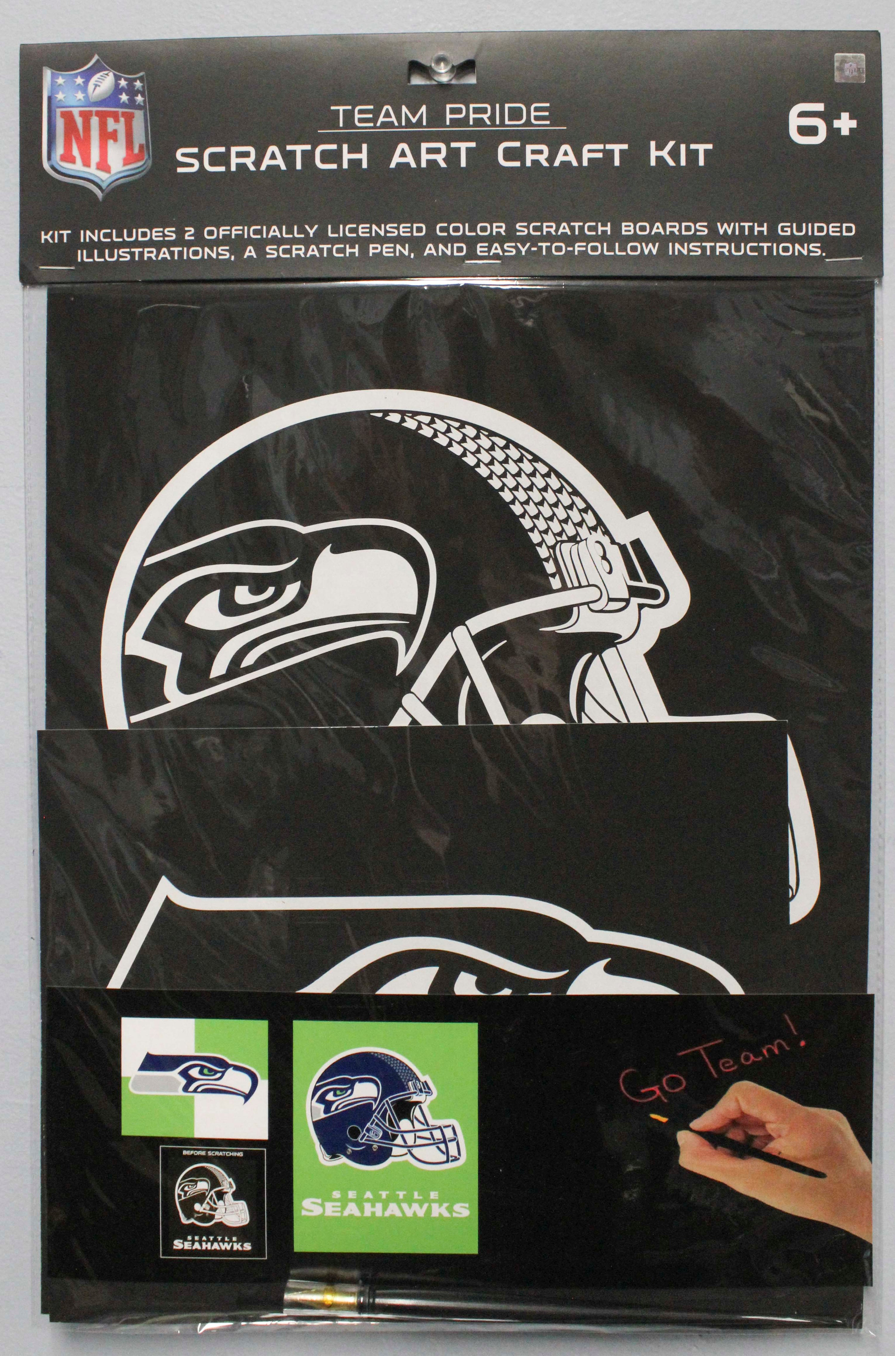 OFFICIALLY LICENSED SEATTLE SEAHAWKS SCRATCH ART CRAFT KIT