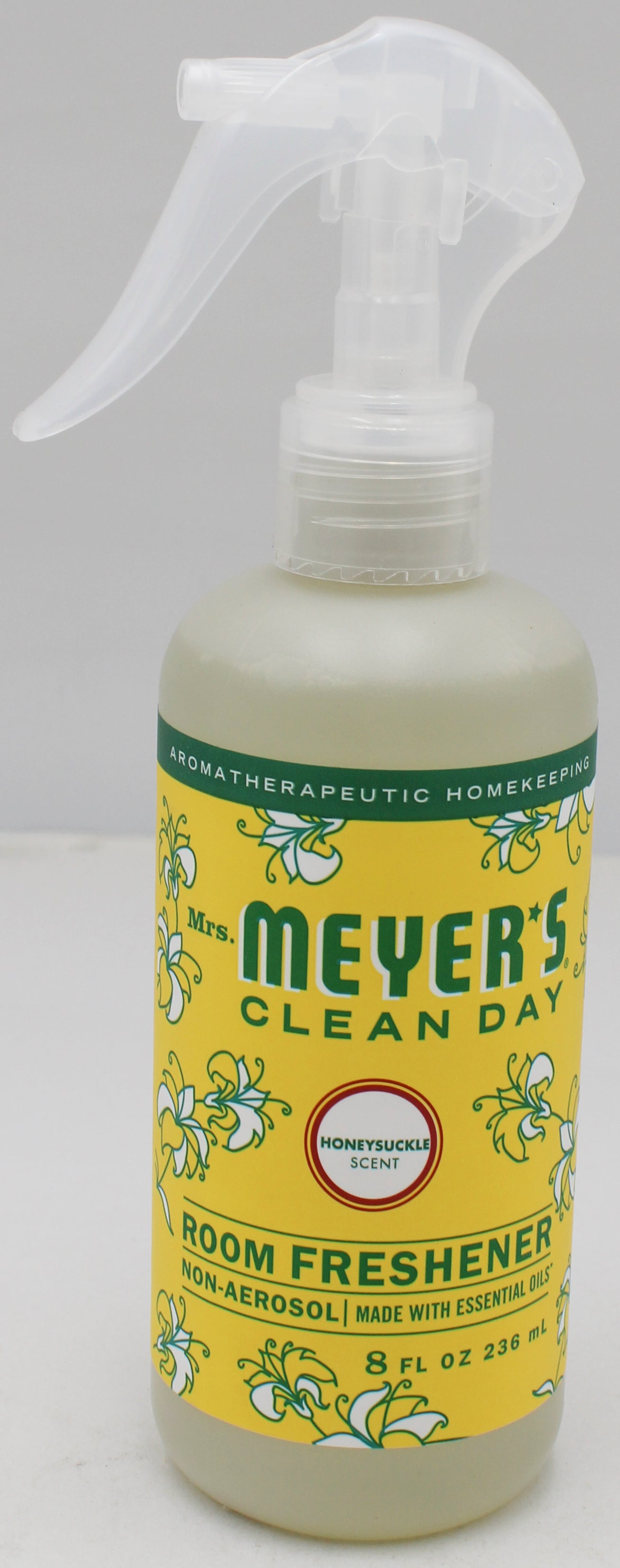 MRS MEYERS ROOM FRESHNER HONEYSUCKLE 8oz