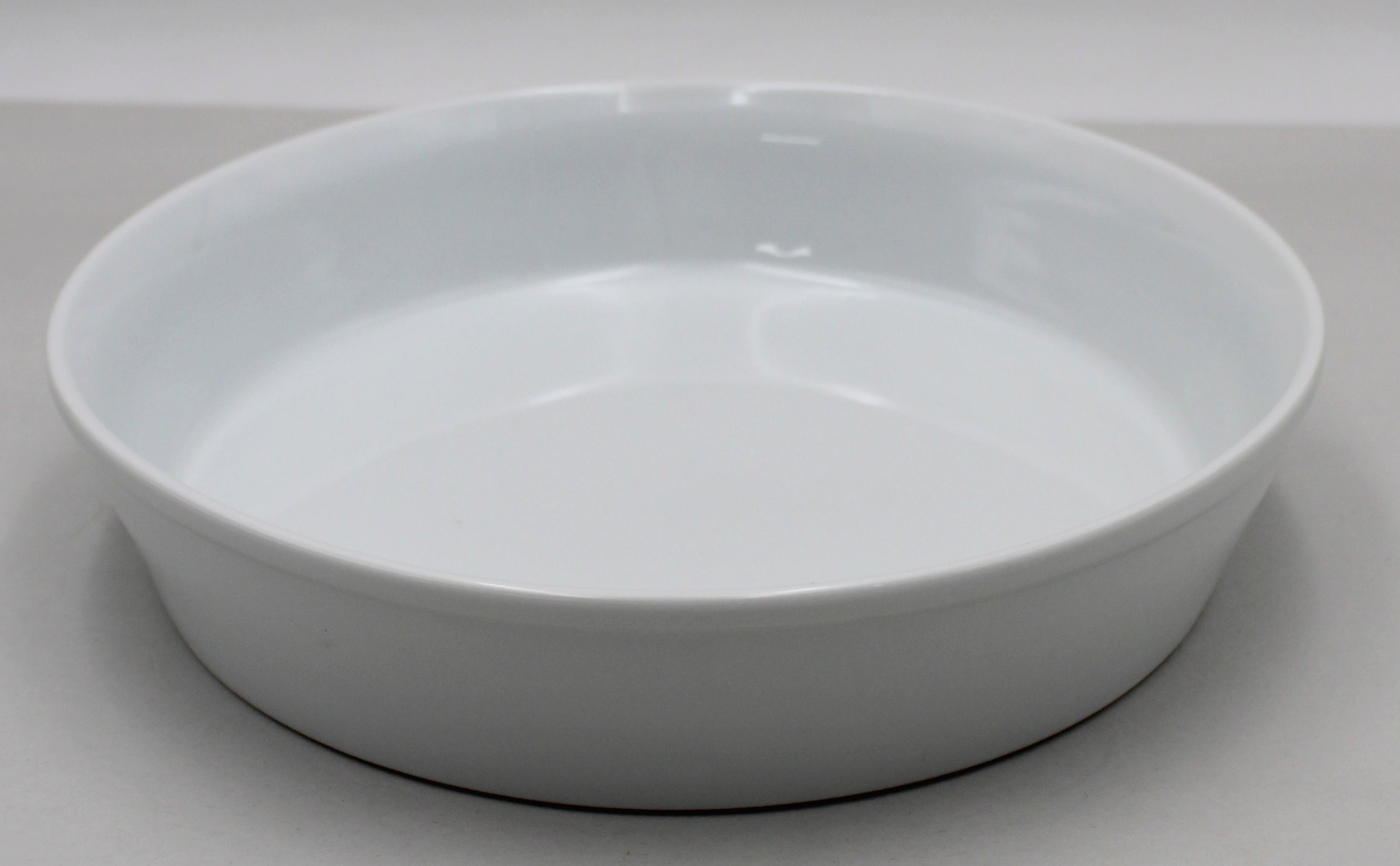 OUR TABLE 9.5in Ceramic Pie Plate White