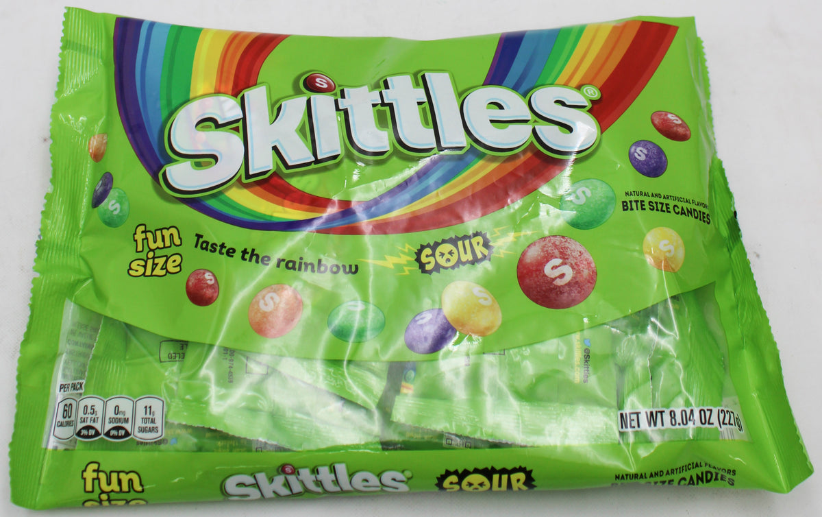 SKITTLES SOUR HALLOWEEN FUN SIZE CANDY 8.04oz BB 8/27