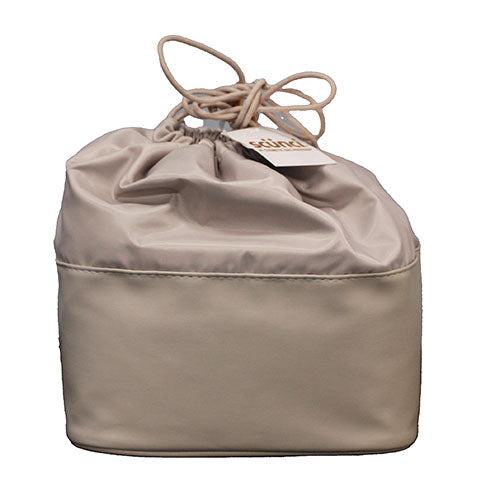 CONAIR SCUNCI DRAWSTRING BAG-LIGHT GRAY 7.5" X 8" NI