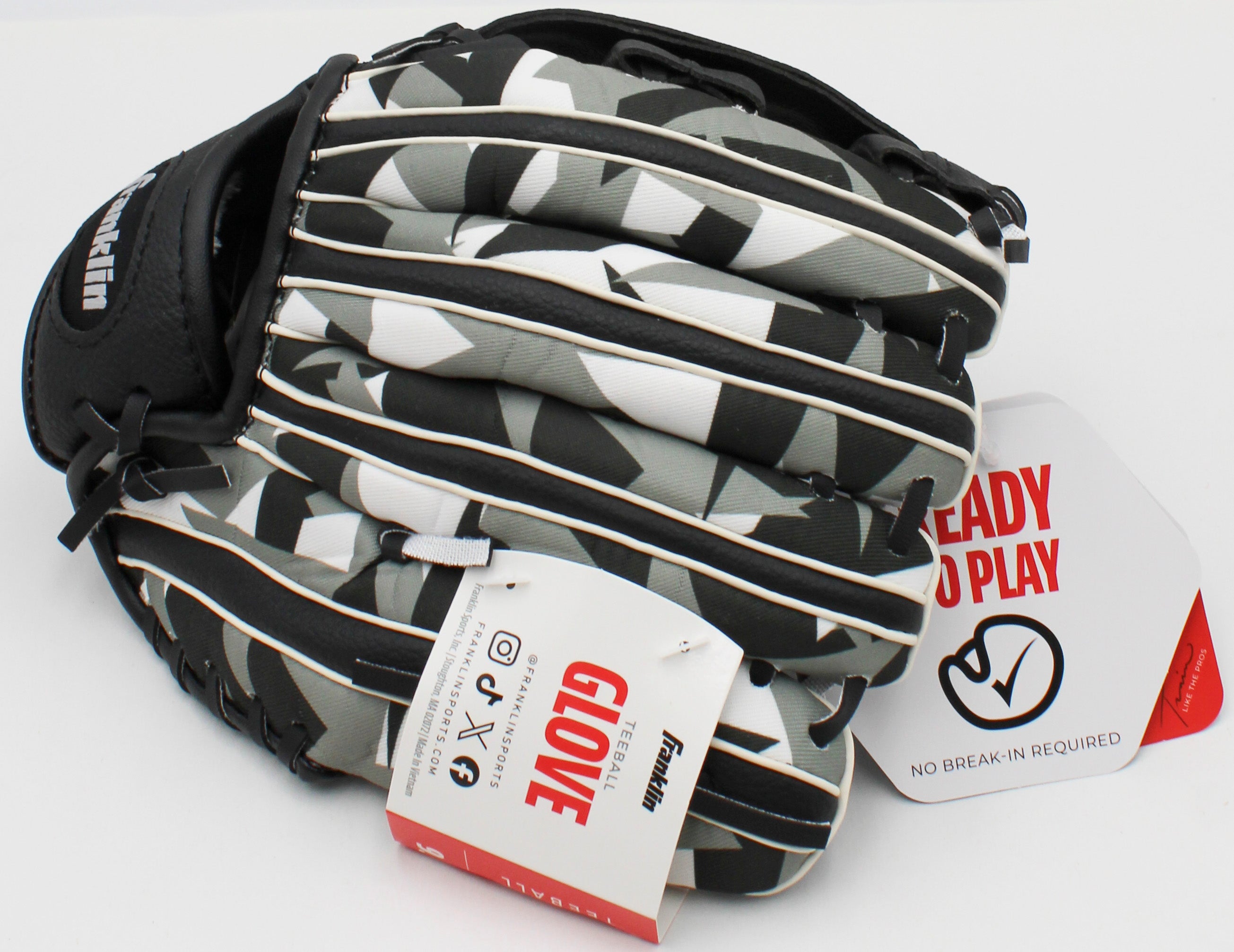 FRANKLIN 9.5" PVC BASEBALL GLOVE BLACK/WHITE LEFT