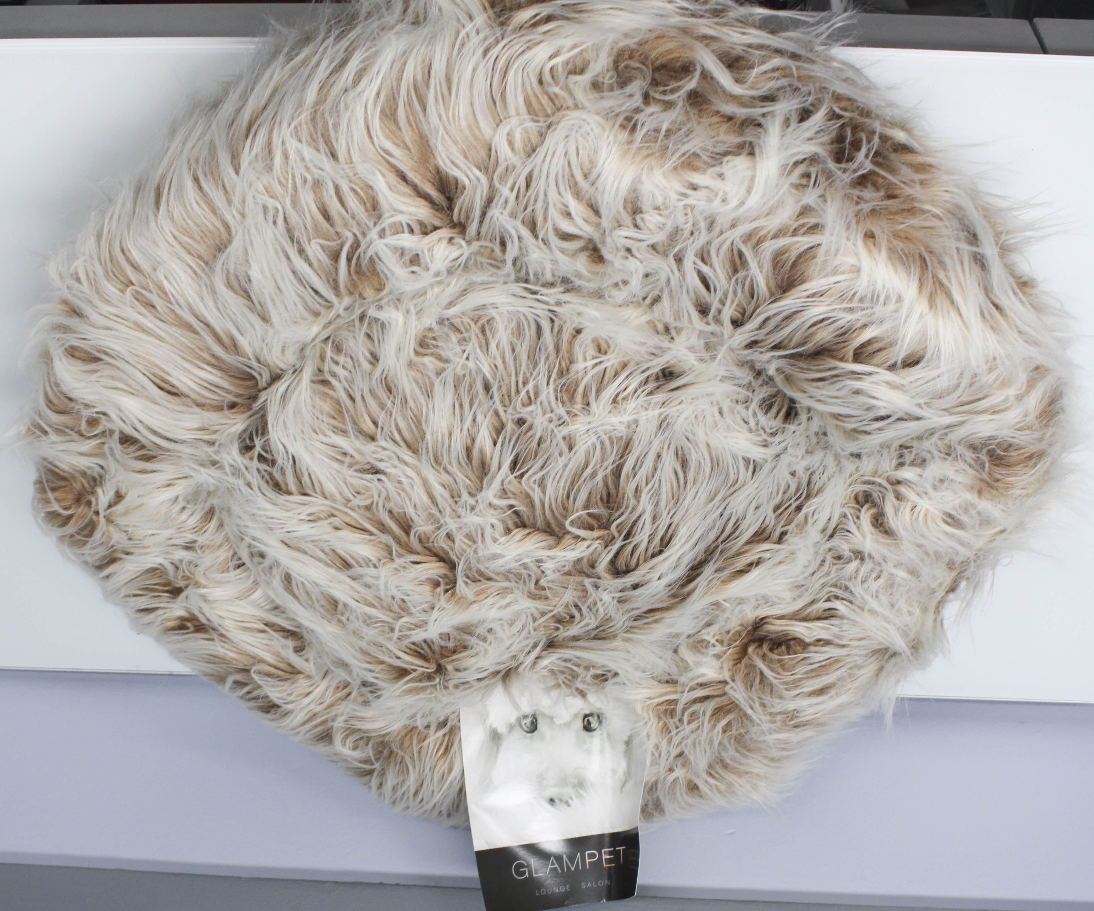 SNOOZZY GLAM PET DONUT FAUX FUR PET BED 26"