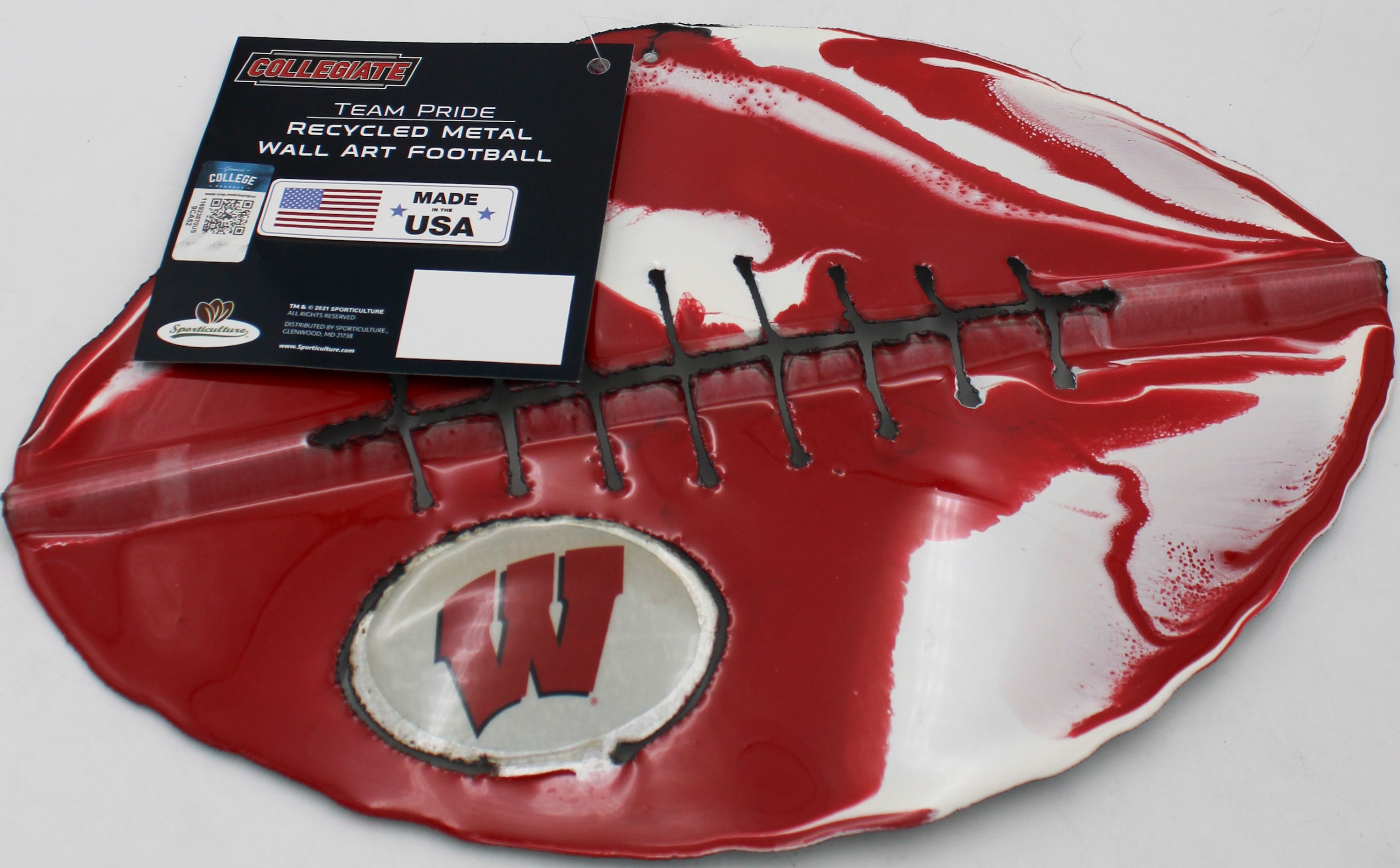 OFFICIALLY LICENSED WISCONSIN BADGERS METAL FOOTBALL ART