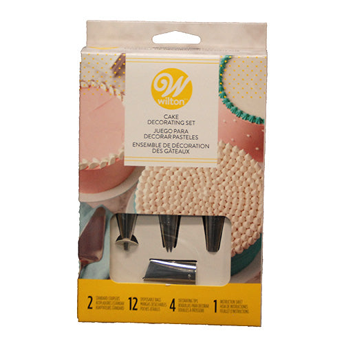 WILTON CAKE DECORATING SET 18CT