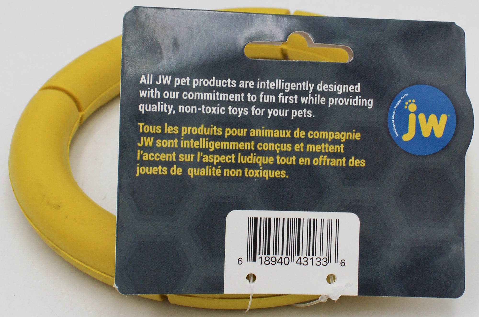 JW INVINCIBLE CHAINS SINGLE LINK DOG TOY