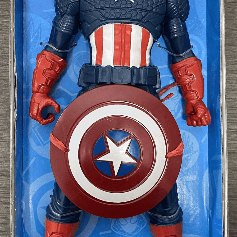 MARVEL 10" FIGURE - CAPTAIN AMERICA