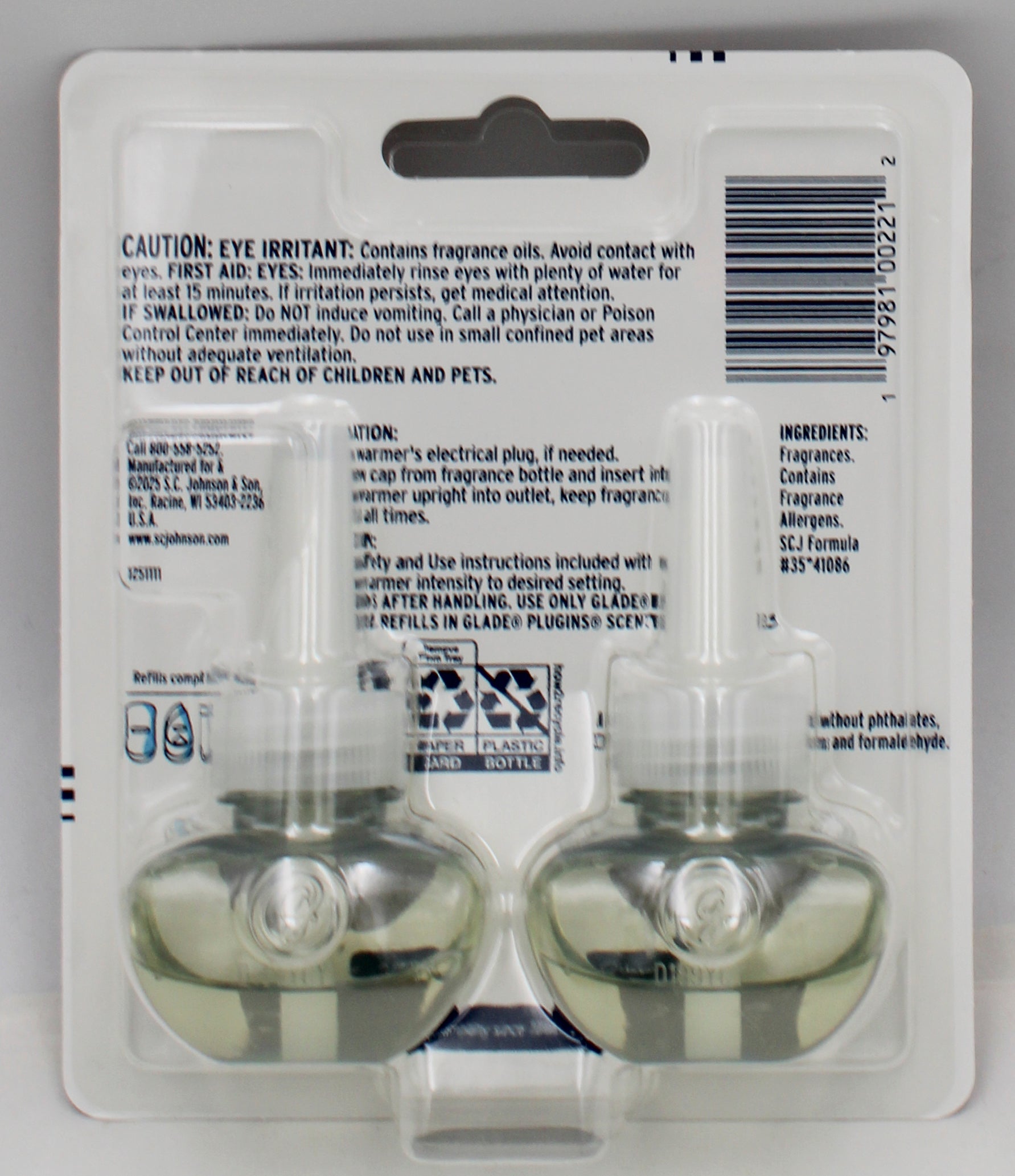 GLADE PLUGINS SCENTED OIL BLACK CHERRY & CRANBERRY 2ct 0.67floz US