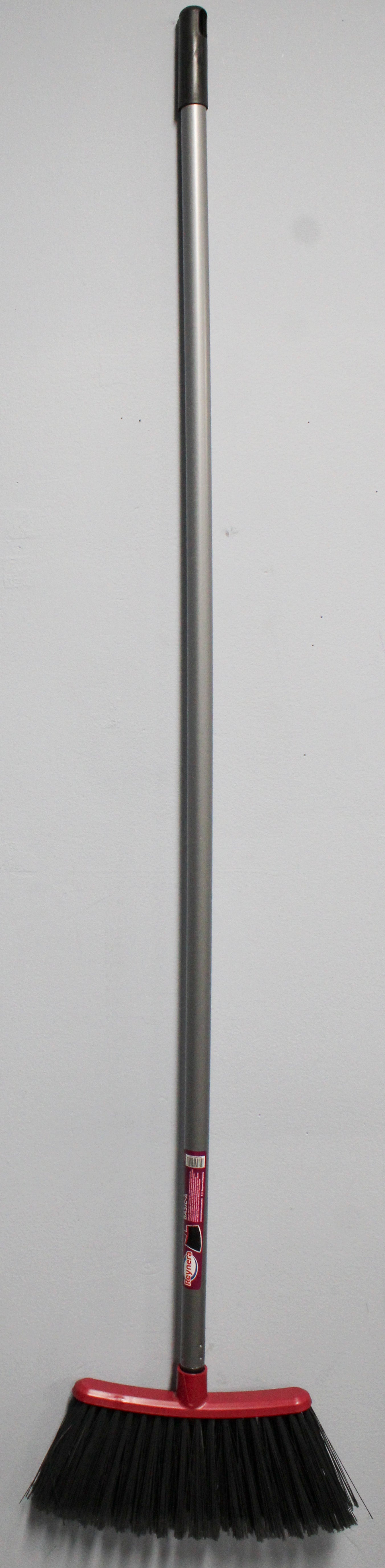 REYNERA UPRIGHT BROOM