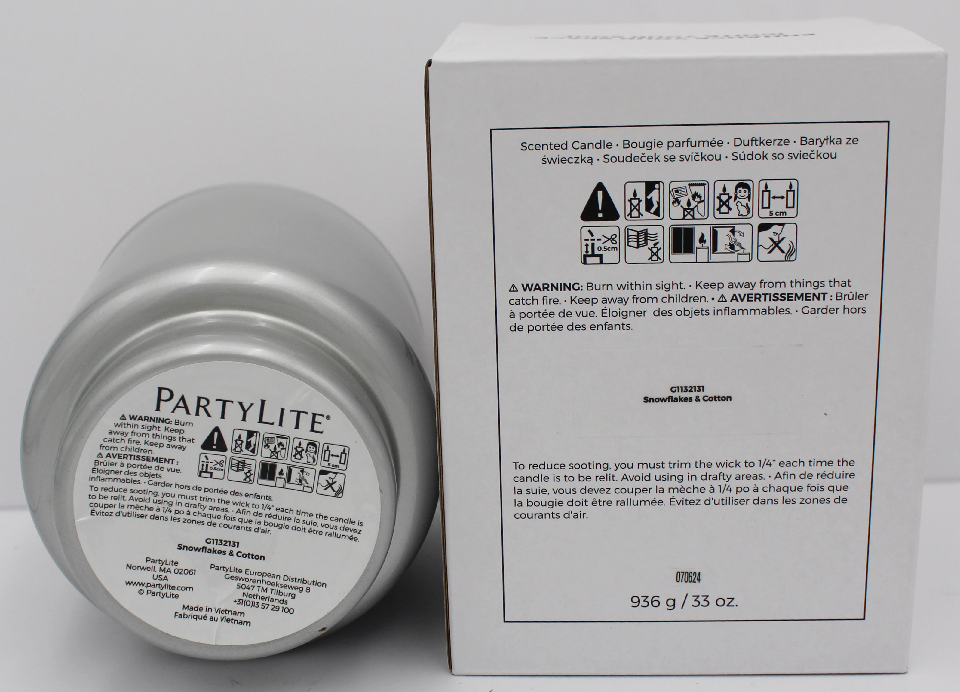 PARTYLITE SNOWFLAKES & COTTON 2-WICK SPECIALTY JAR CANDLE 33oz