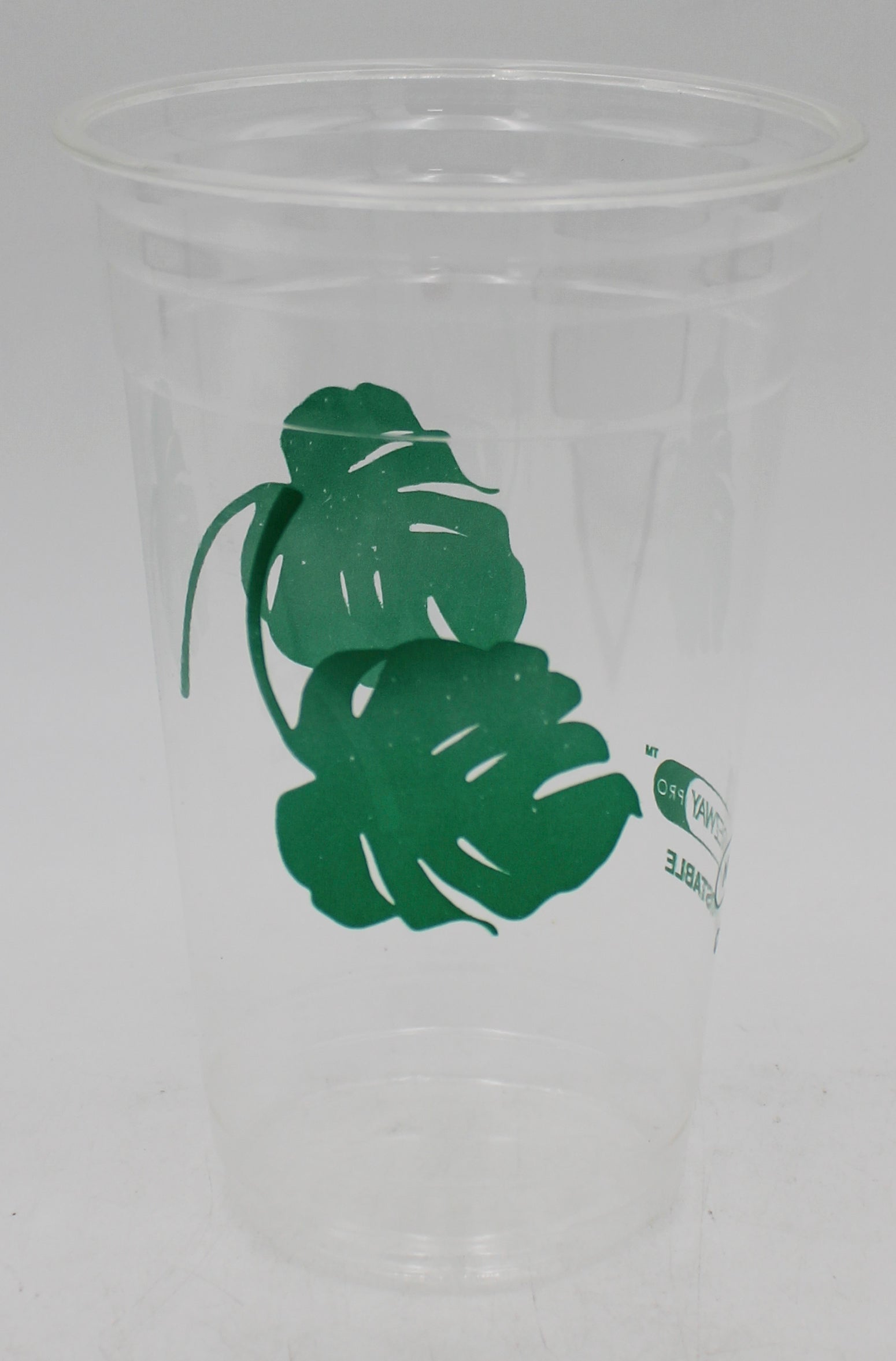 50CT 20OZ PLASTIC CUPS - COMPOSTABLE & NO UPC