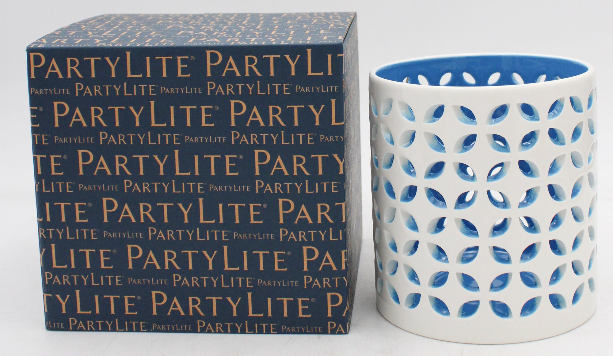 PARTYLITE GRECIAN CERAMIC VOTIVE HOLDER 4"D x 5"H