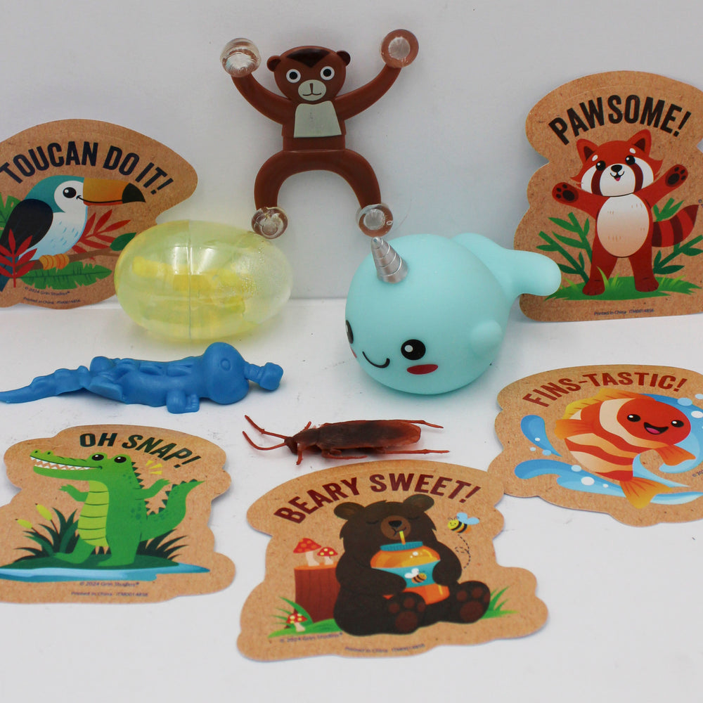 10 FUN WILDLIFE SURPRISES IN BOX 5.5in x 5.5in x 7in