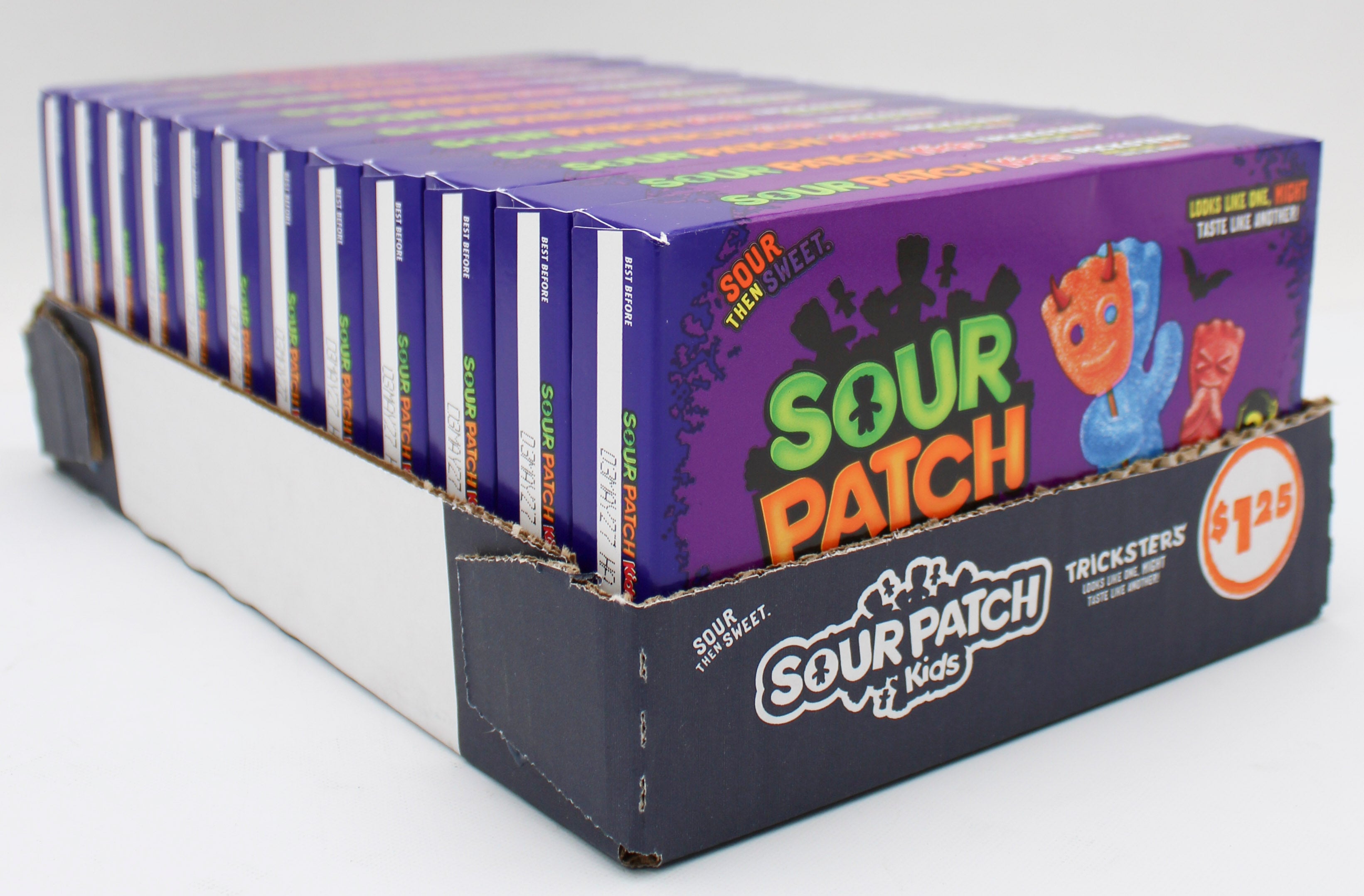 SOUR PATCH KIDS TRICKSTERS SOFT & CHEWY CANDY, 3.52 OZ THEATER BOX - BB 5/3/2027