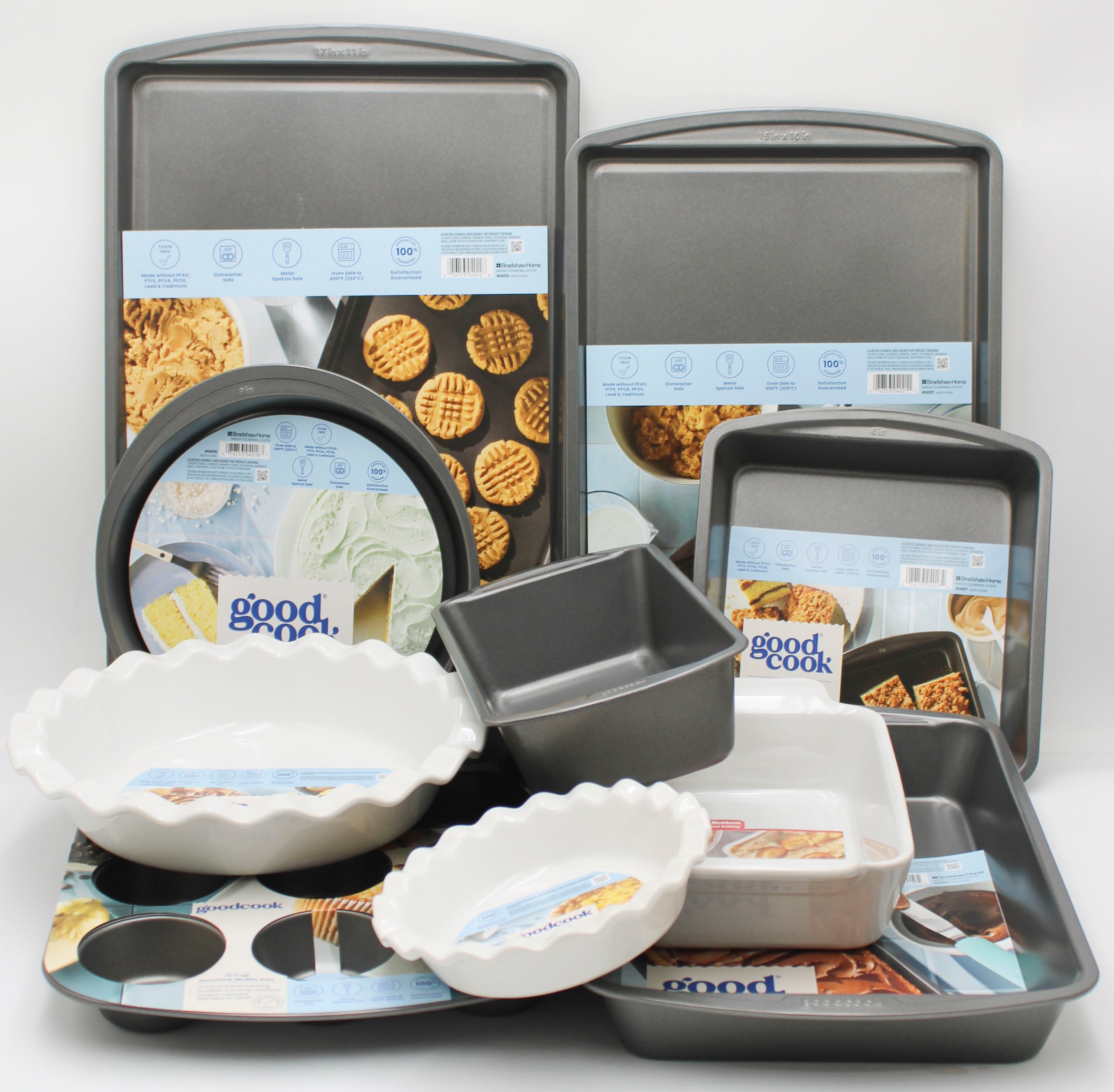3FT GOOD COOK BAKEWARE DISPLAY - 156PCS W/ METRO RACK