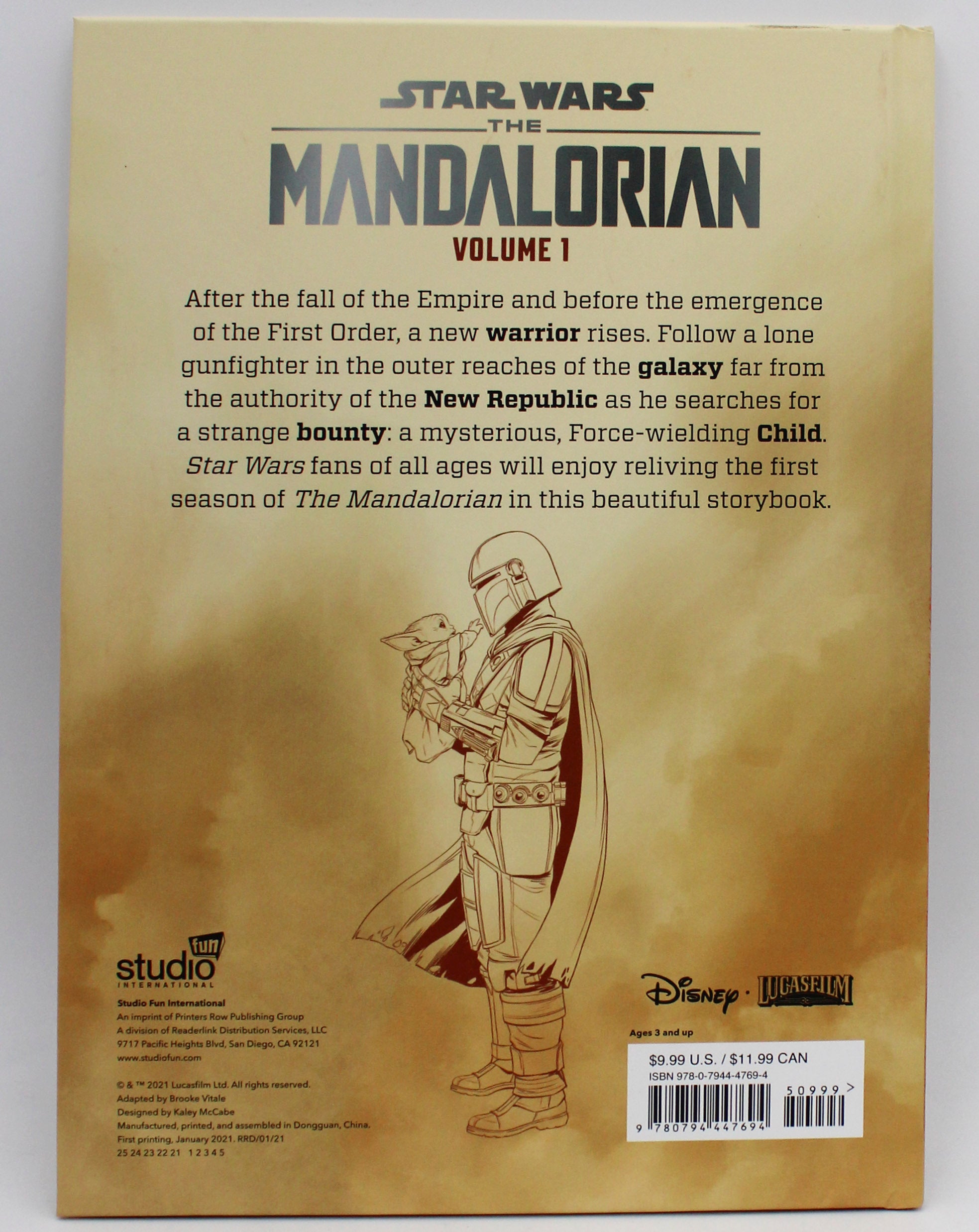 STAR WARS: THE MANDALORIAN HARDCOVER BOOK 68pg