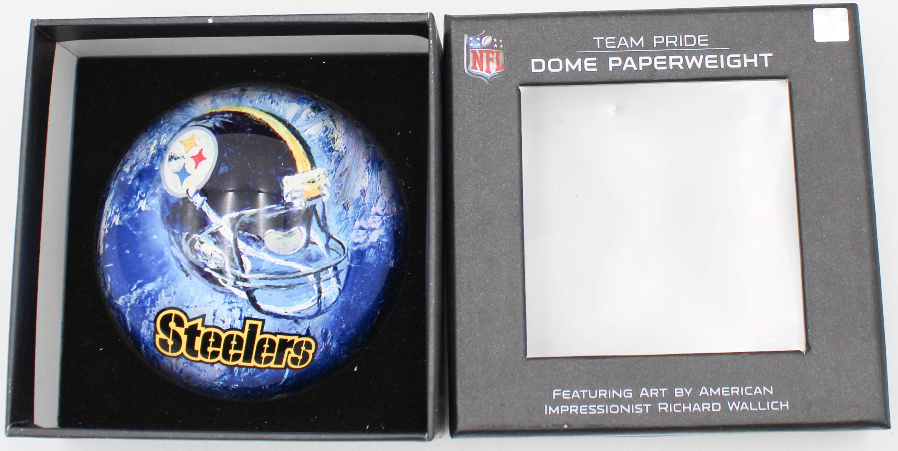 PITTSBURGH STEELERS GLASS DOME PAPERWEIGHT