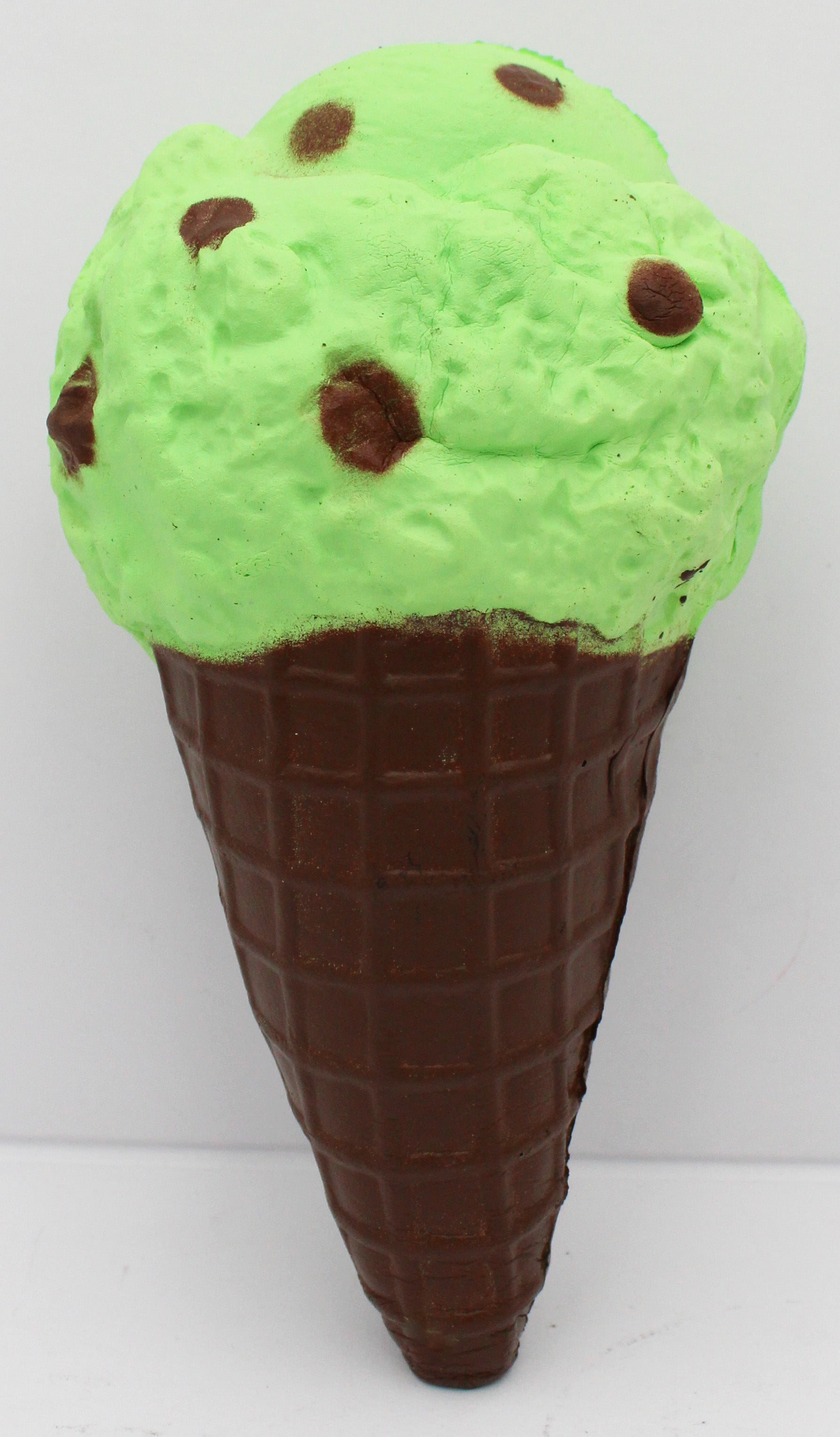 AMAZING SQUISHEE FOOD S2 MINT CHIP CONE 7.5in x 9.5in