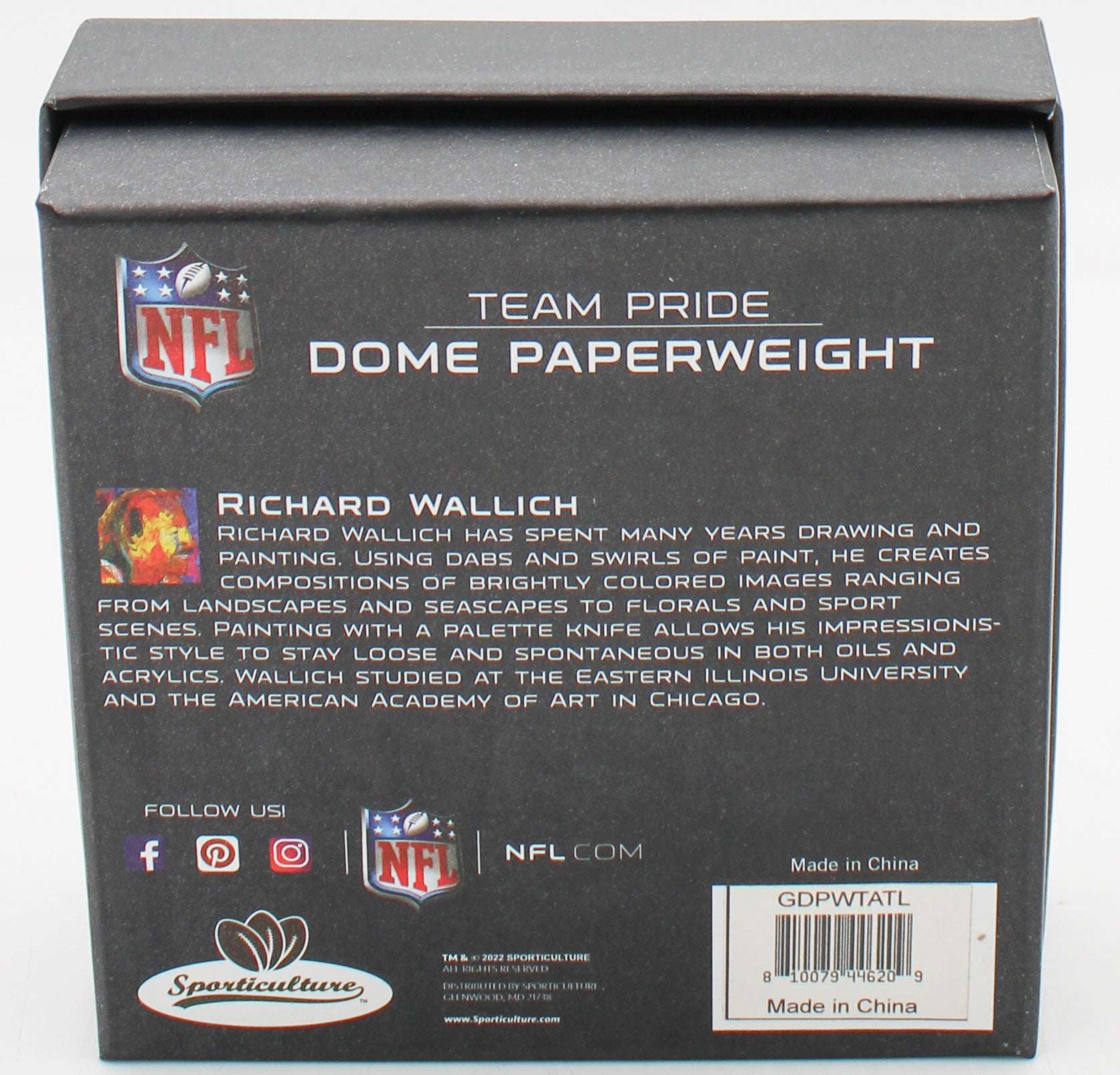 OFFICIALLY LICENCED ATLANTA FALCONS GLASS DOME PAPERWEIGHT 4"