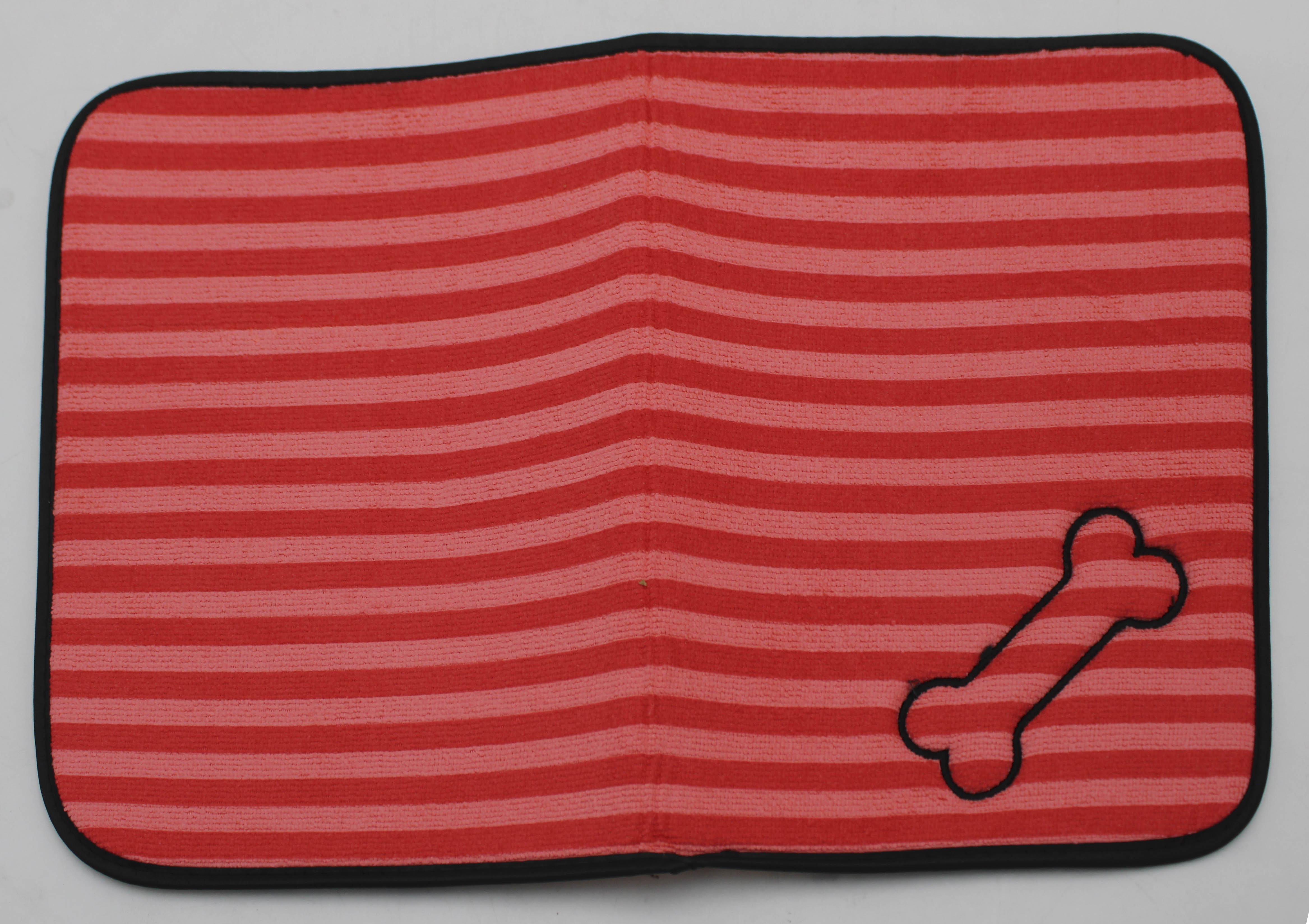 RED STRIPE EMBROIDERED BONE PET MAT 12" x 18"