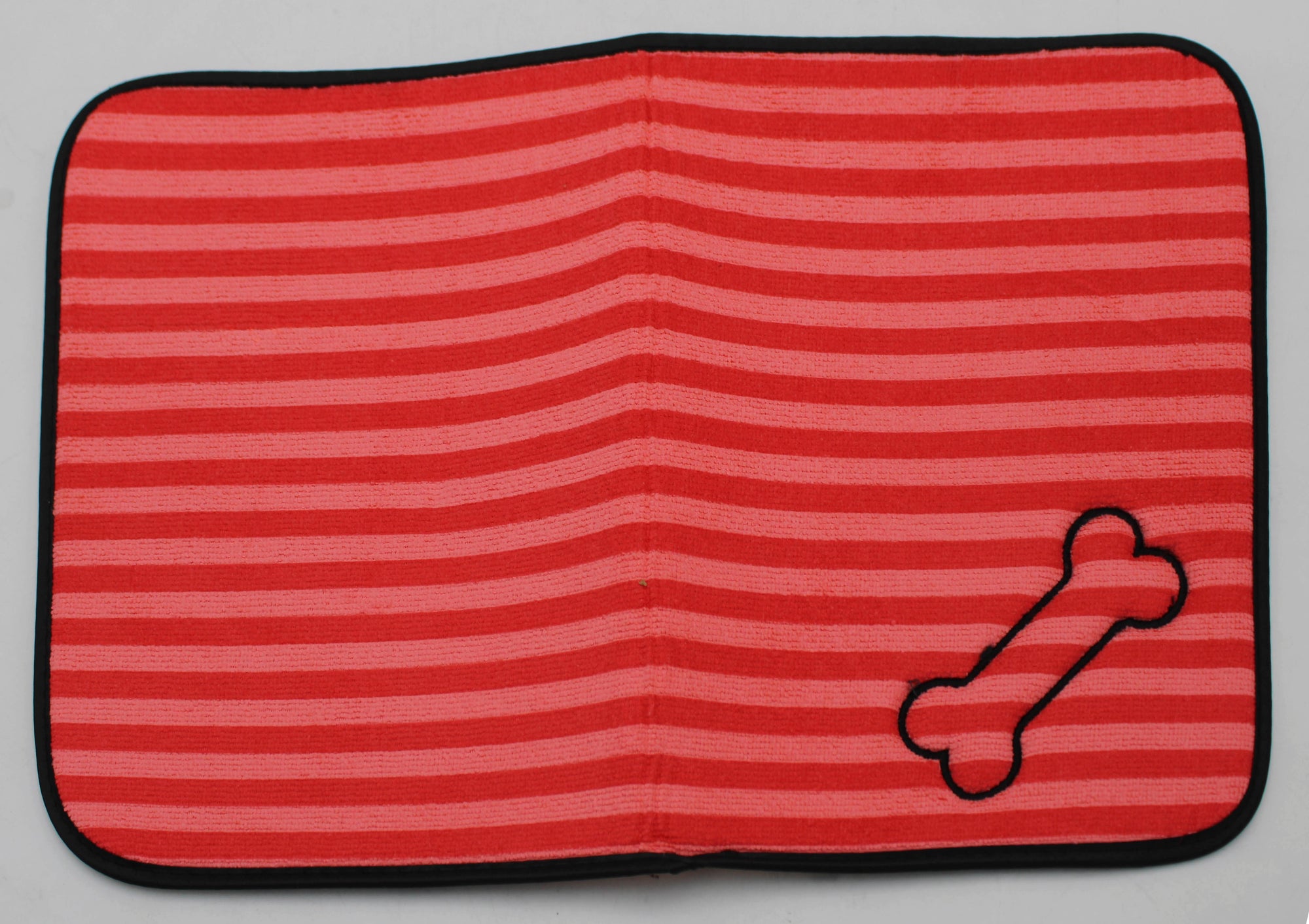 RED STRIPE EMBROIDERED BONE PET MAT 12" x 18"
