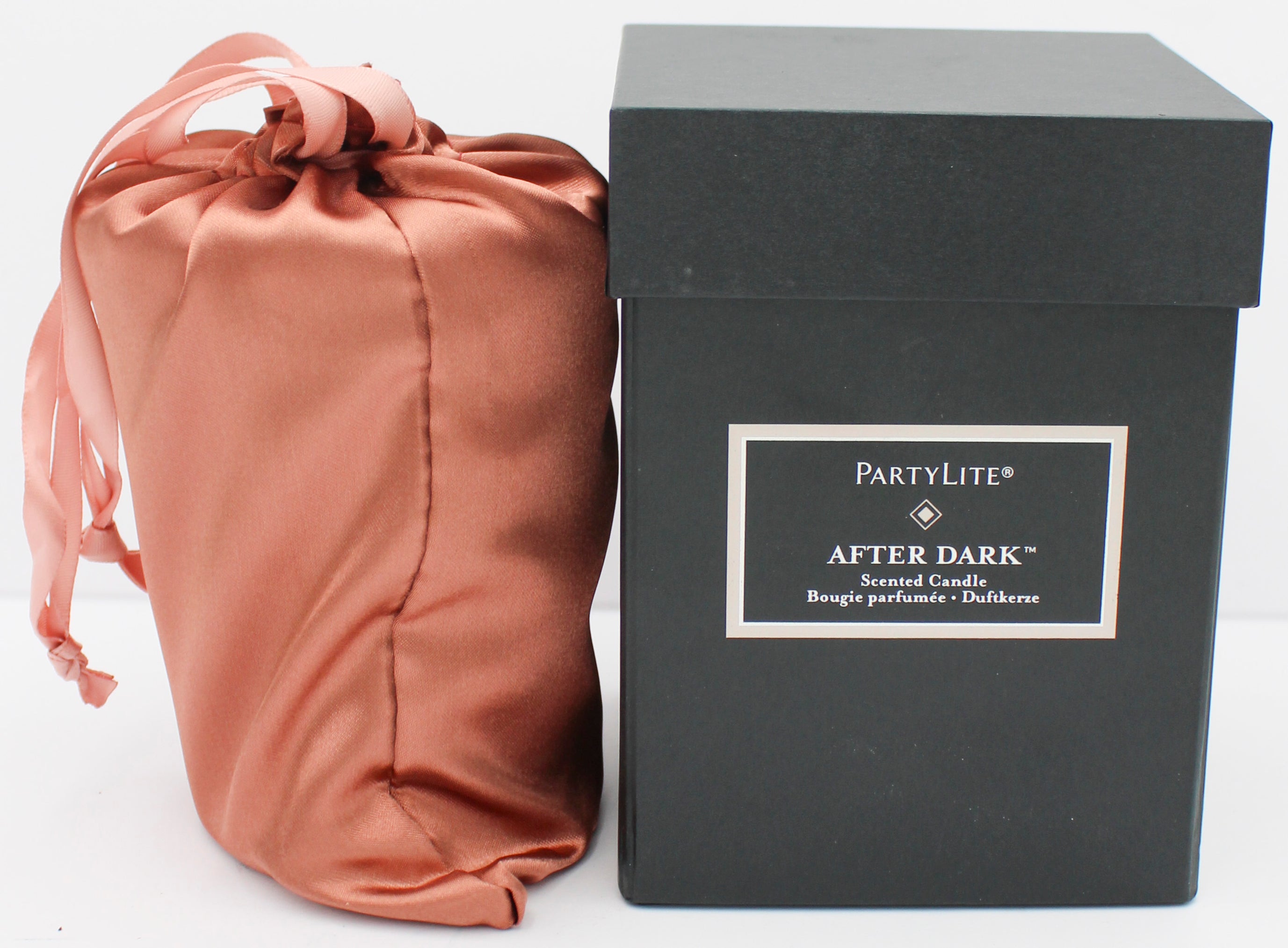 PARTYLITE AFTER DARK CASHMERE CASSIS SCENTED JAR CANDLE 10oz