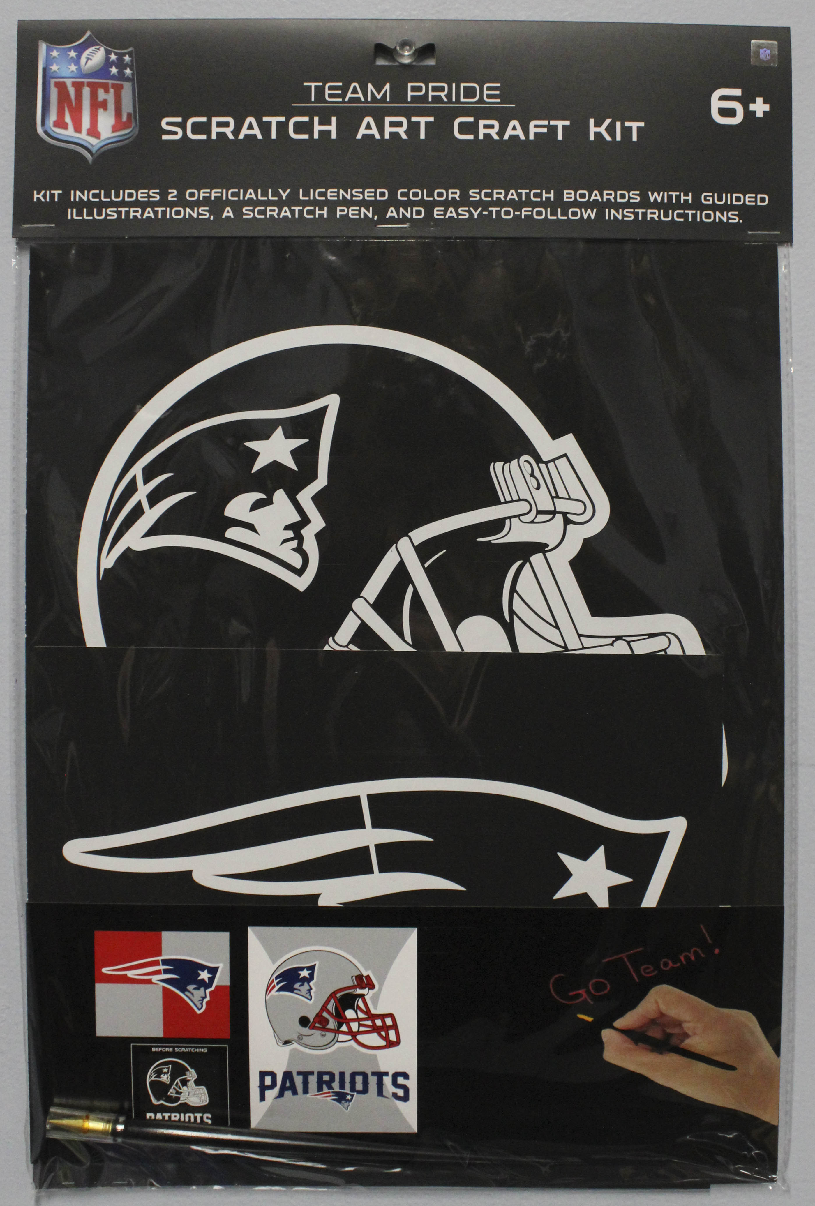 OFFICIALLY LICENSED NEW ENGLAND PATRIOTS SCRATCH ART CRAFT KIT