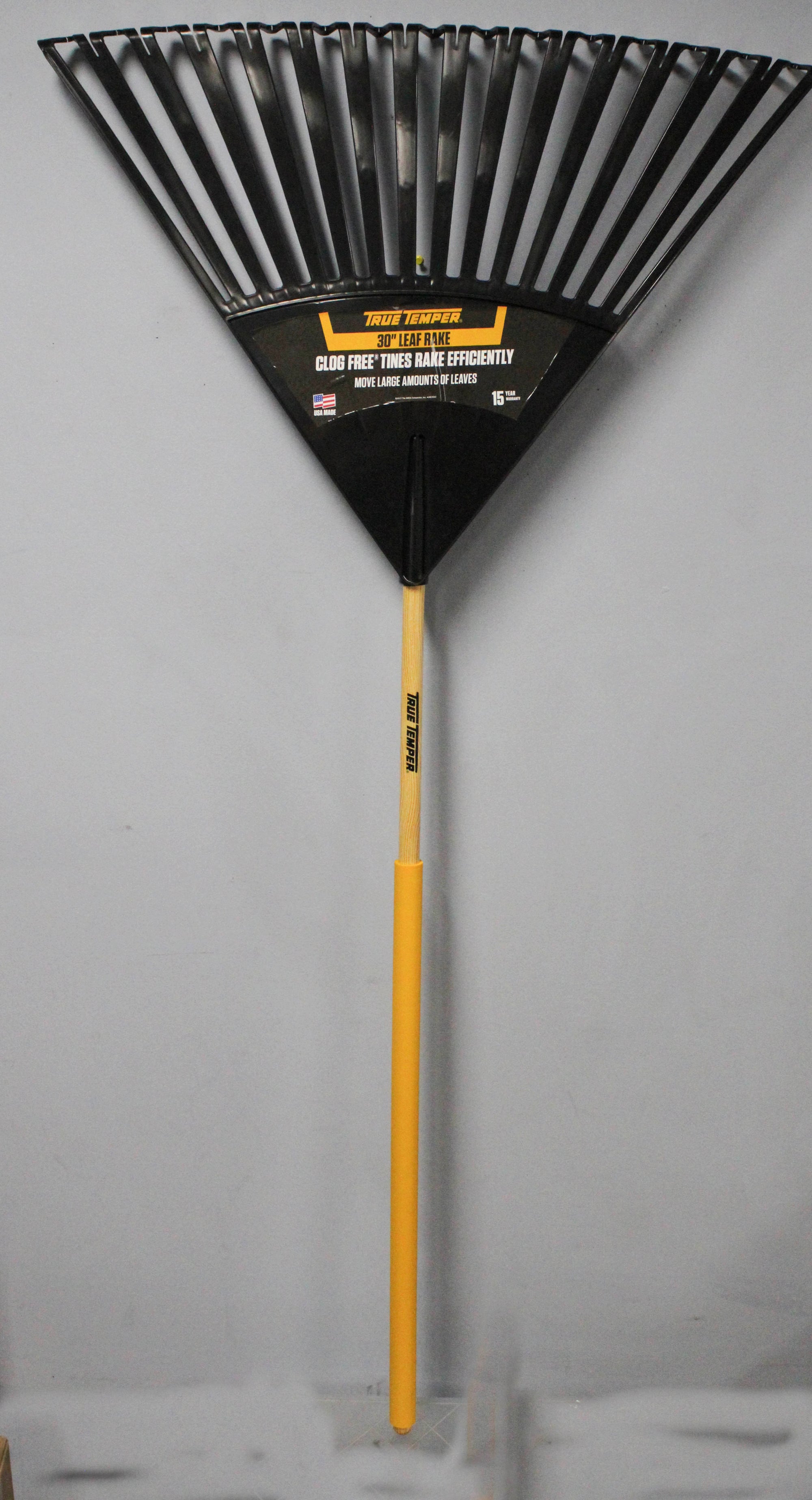TRUE TEMPER 30in POLY LEAF RAKE (PROP-65 NO SALES IN CALIFORNIA)
