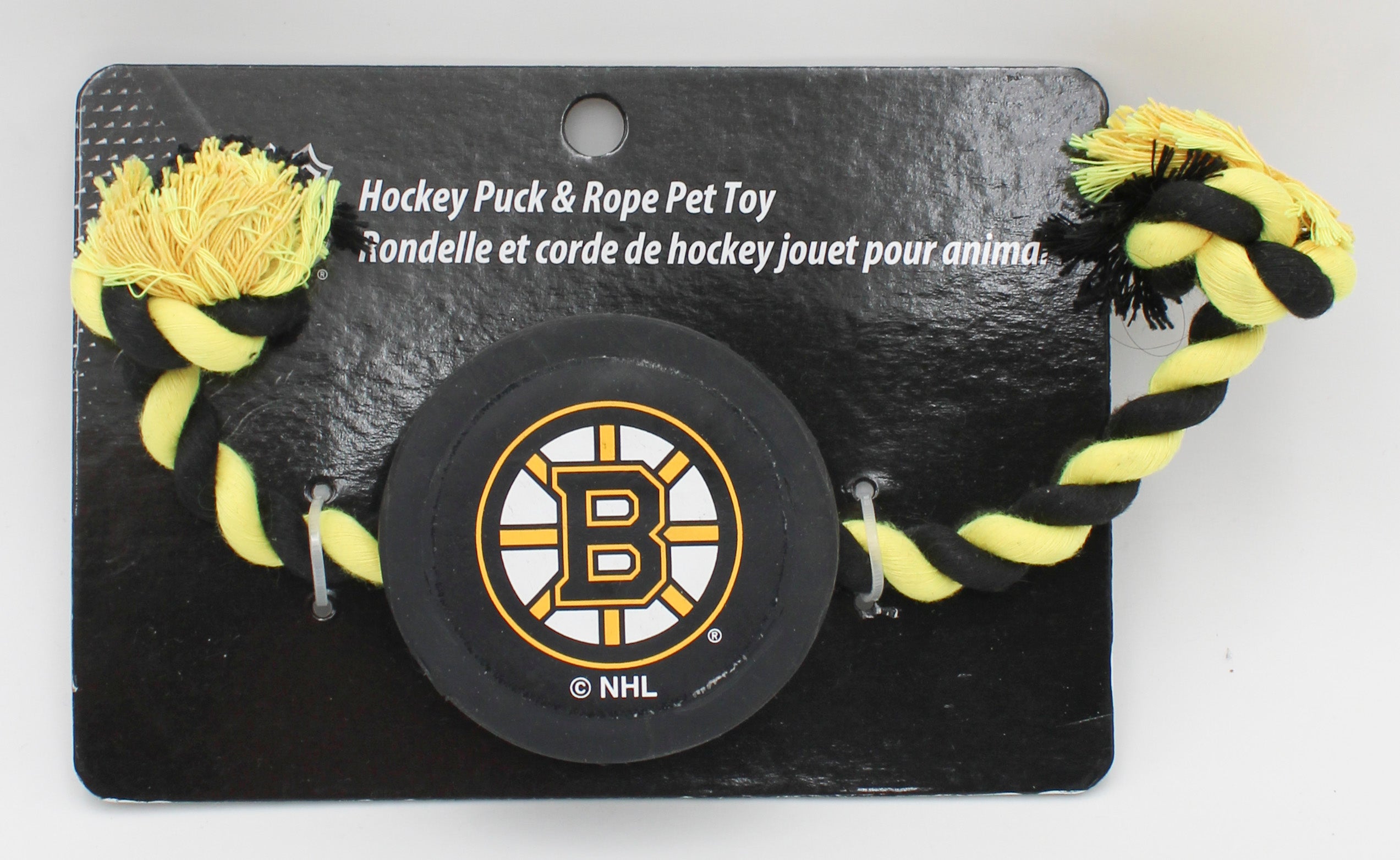 NHL  BOSTON BRUINS HOCKEY PUCK DOG TOY NI