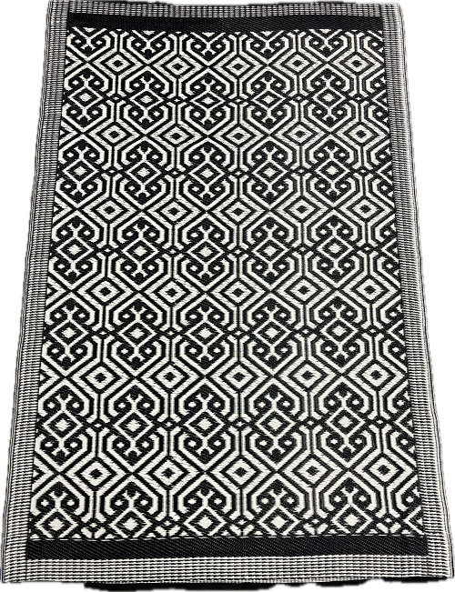 4X6 FT BLACK MORROCAN OUTDOOR RUG