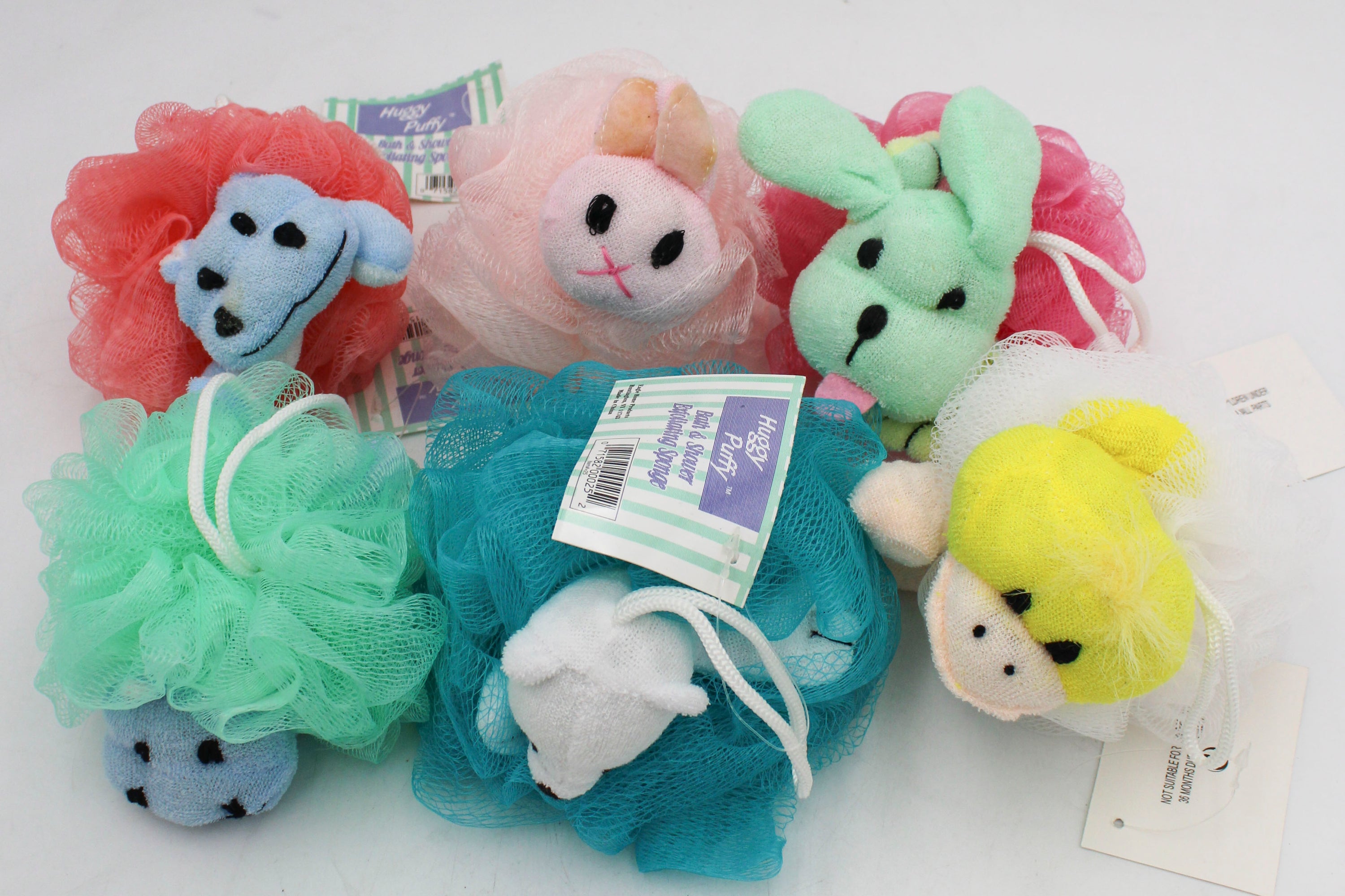 NATUREZWAY ANIMAL BATH POUF ON CLIP STRIP